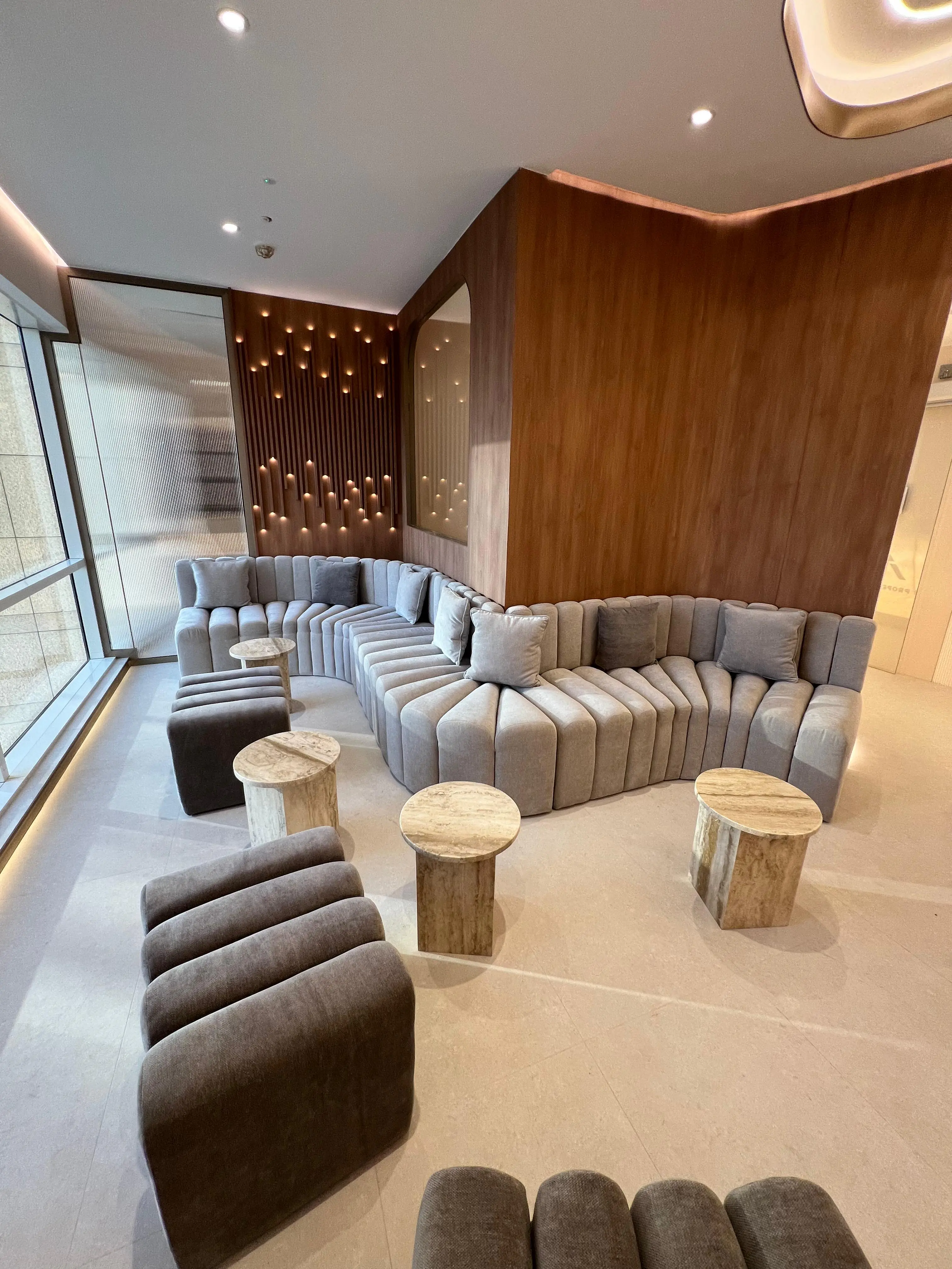 001041 5 (9) 001041 5 (9)