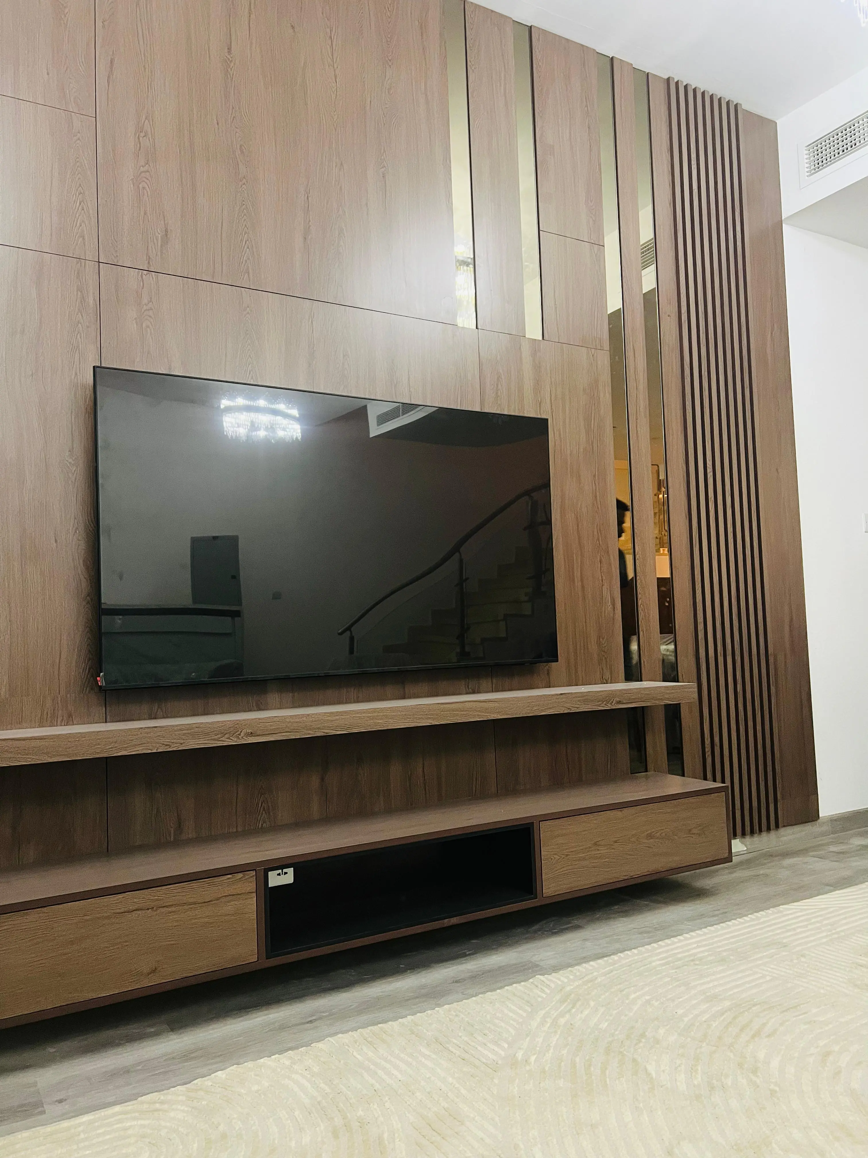 1037 2 (3) 1037 2 (3)