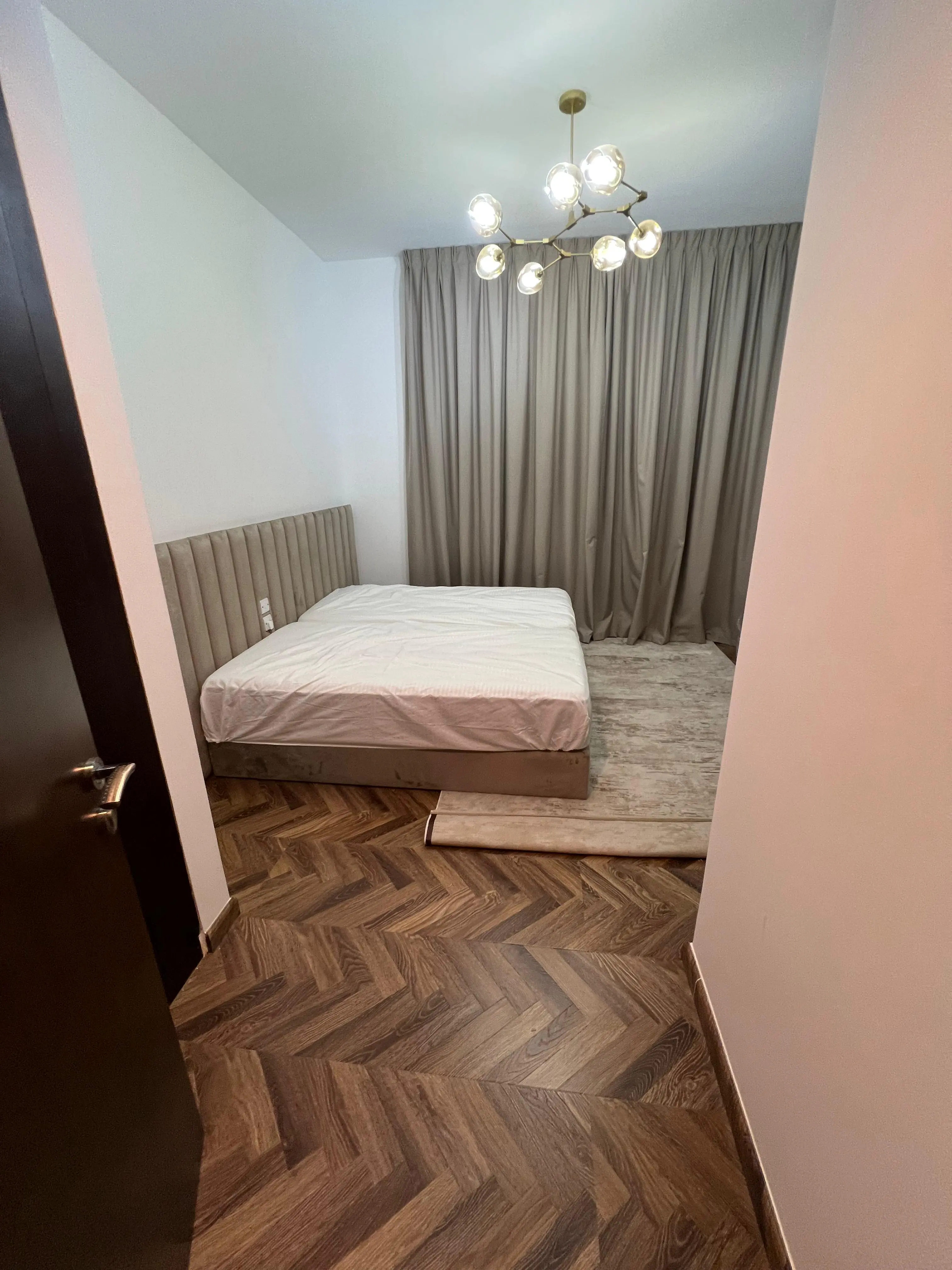 1038 1 (2) 1038 1 (2)