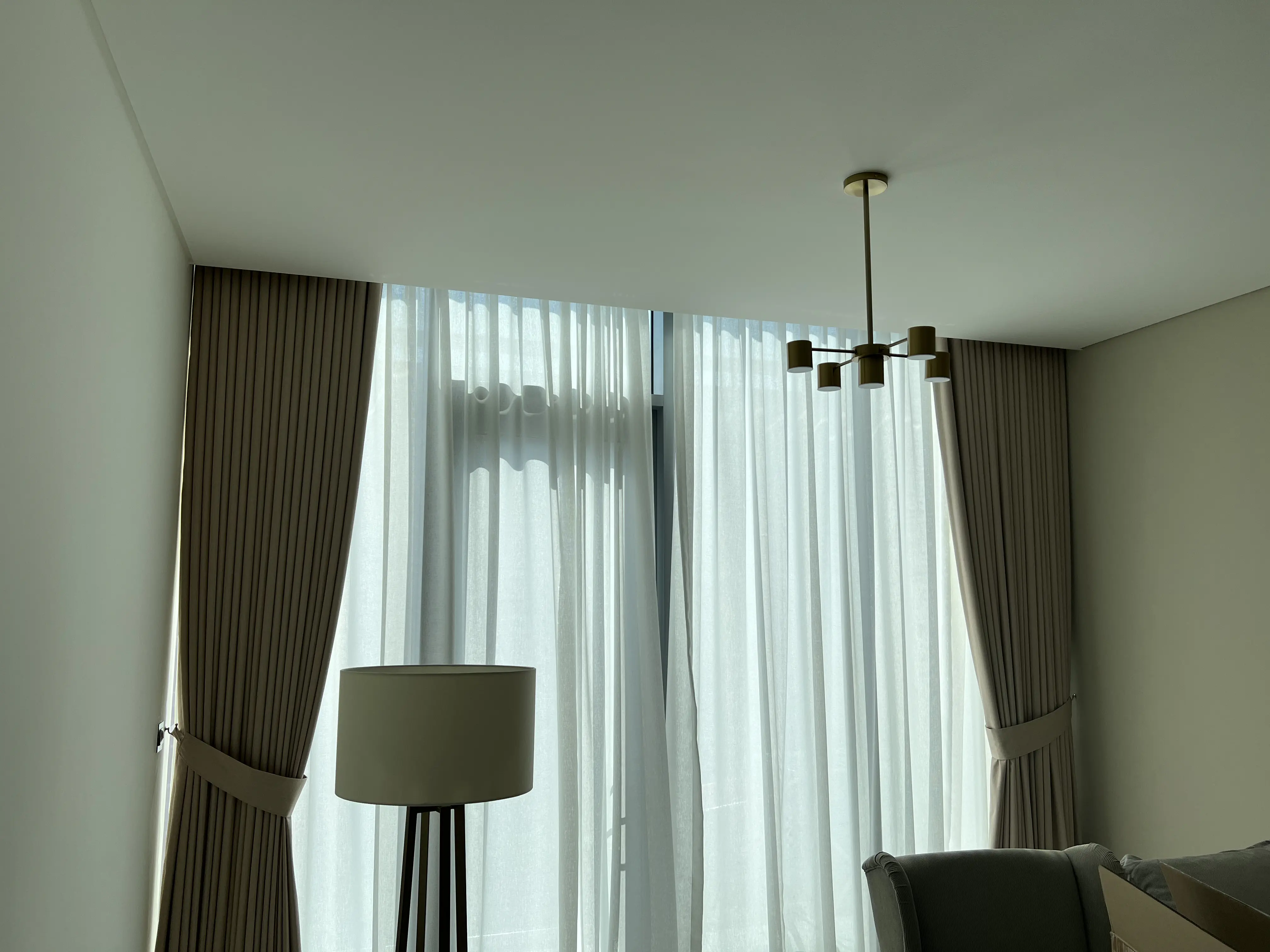 IMG_1020_20250725215149 Curtains for Brown Furniture: 17 Stylish Color Combinations That Transform Your Room