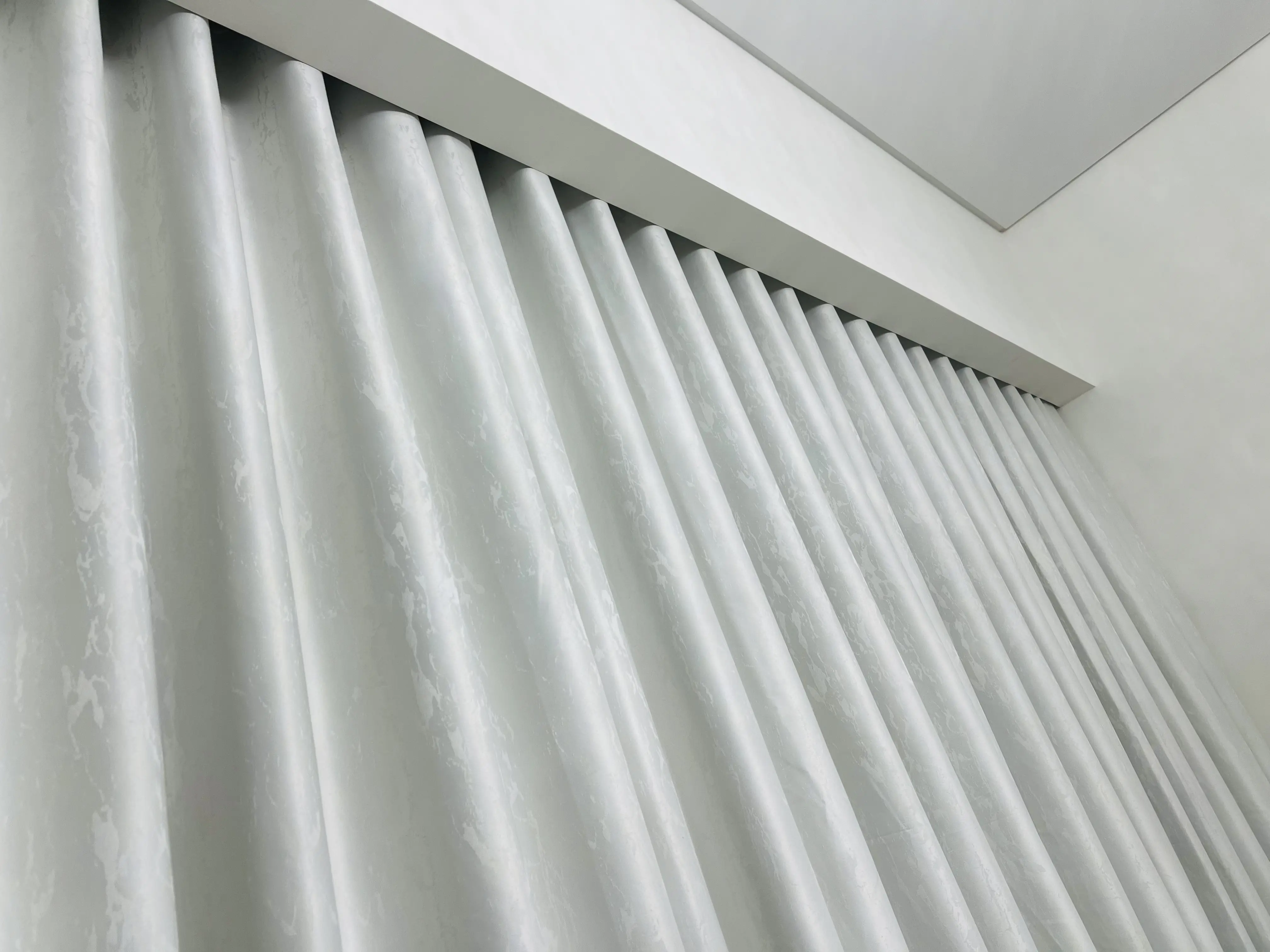 Appearance: Style Considerations for Blackout Curtains for Noise Reduction