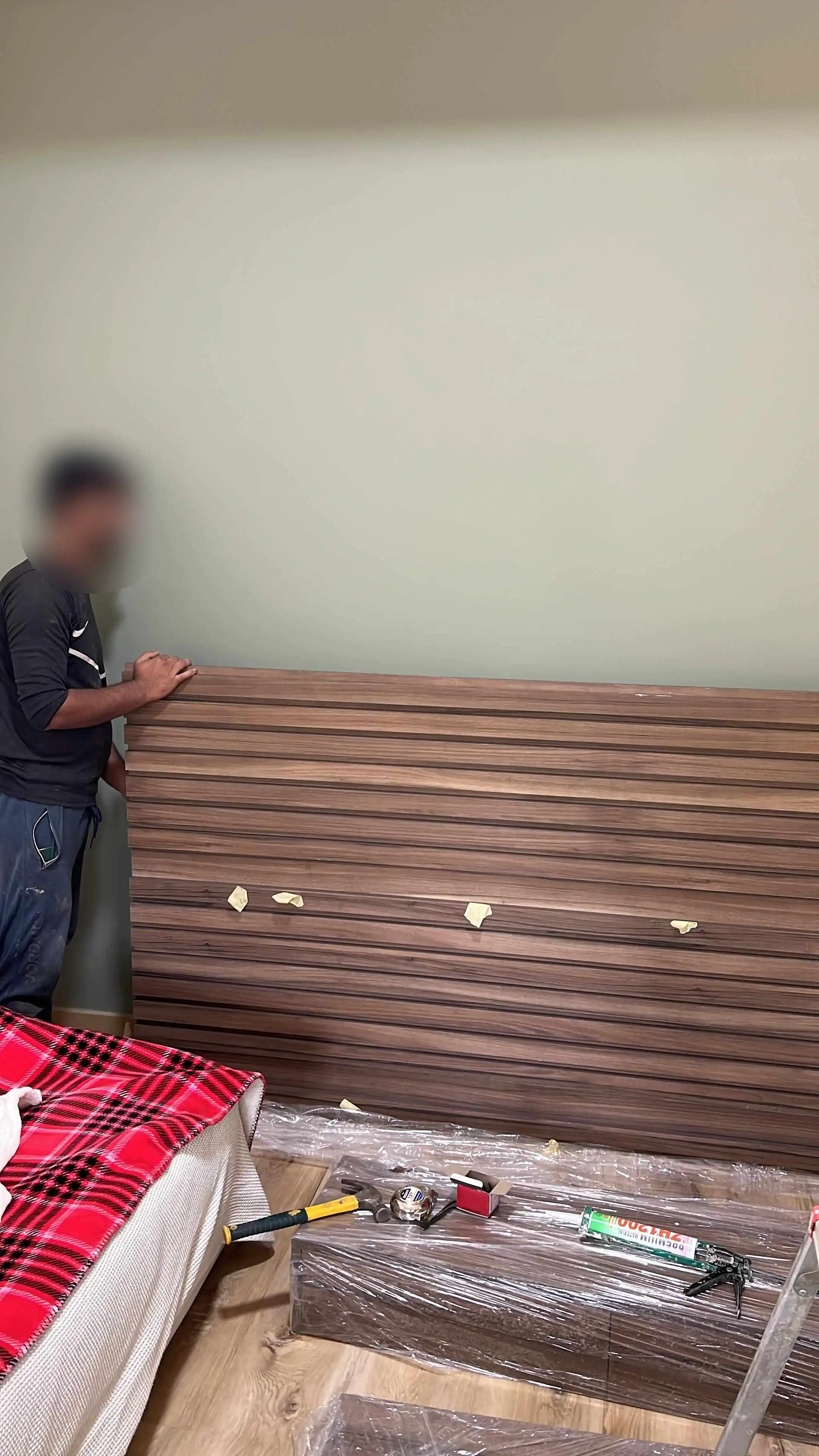 001045 (2) 001045 (2)