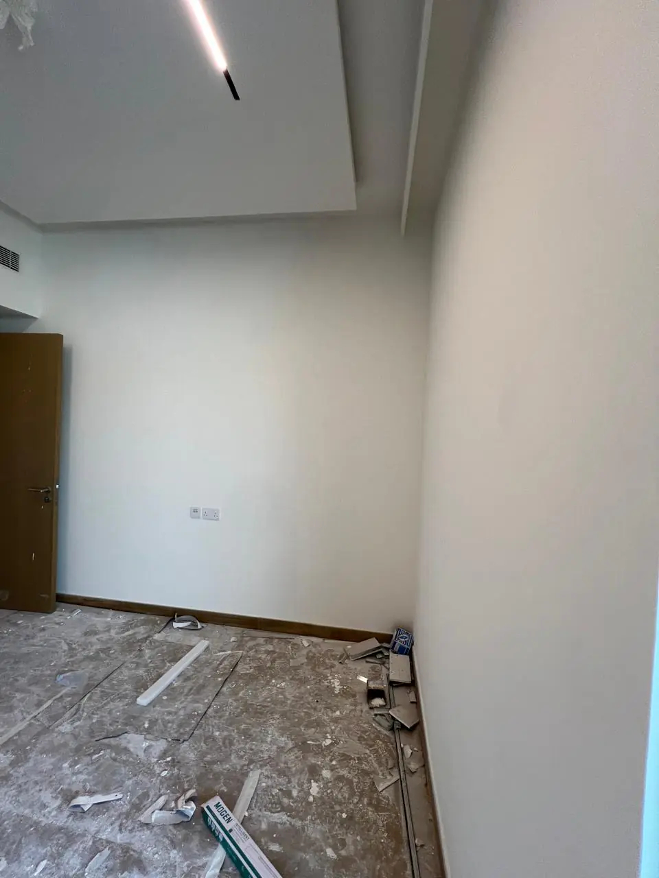 001047 (1) 001047 (1)