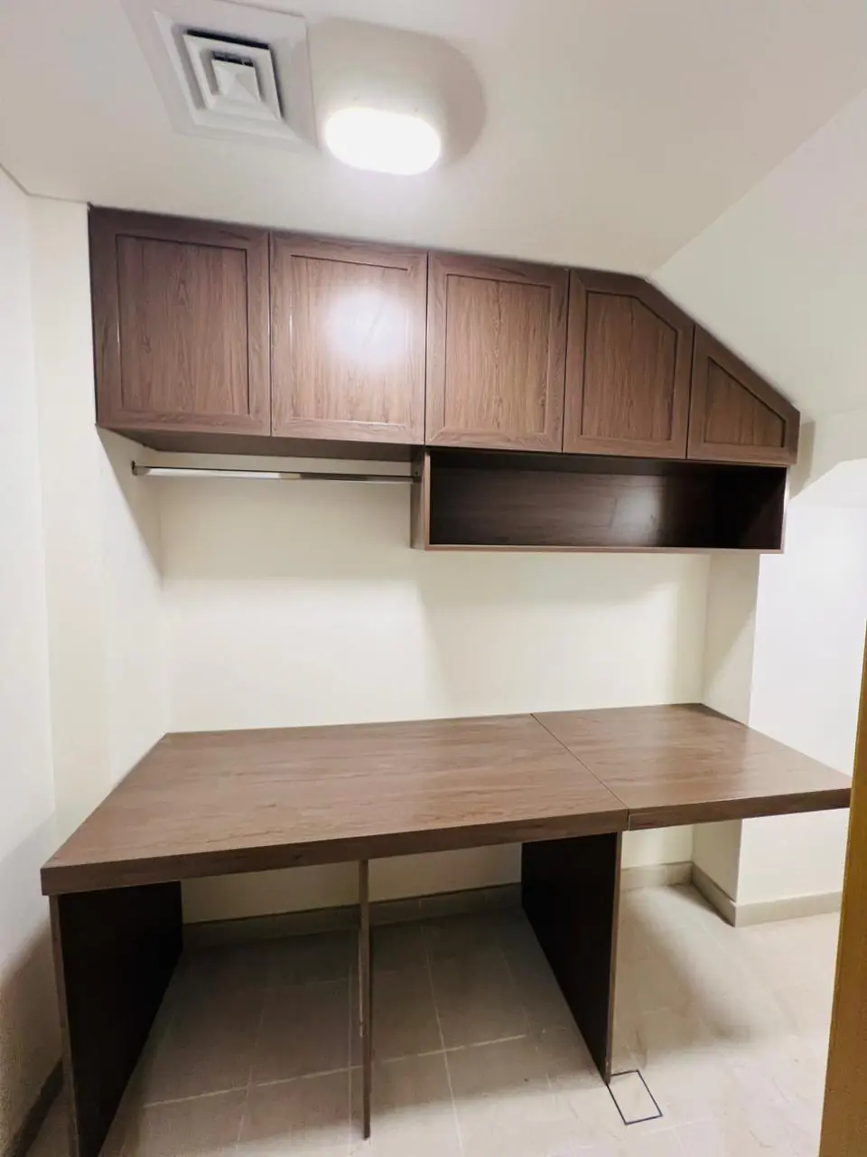 001047 12 (2) 001047 12 (2)