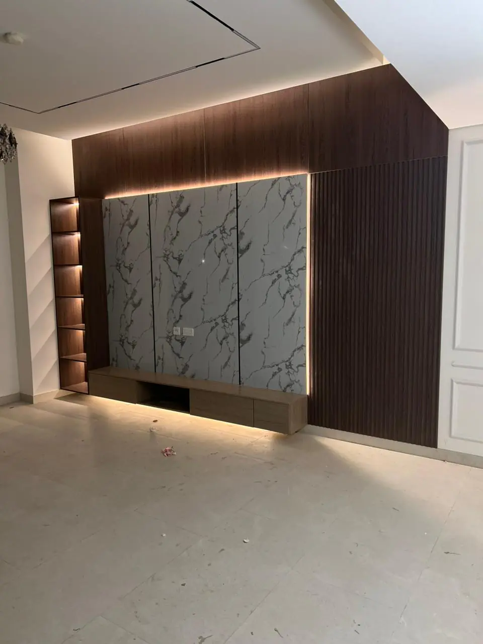 001047 12 (3) 001047 12 (3)