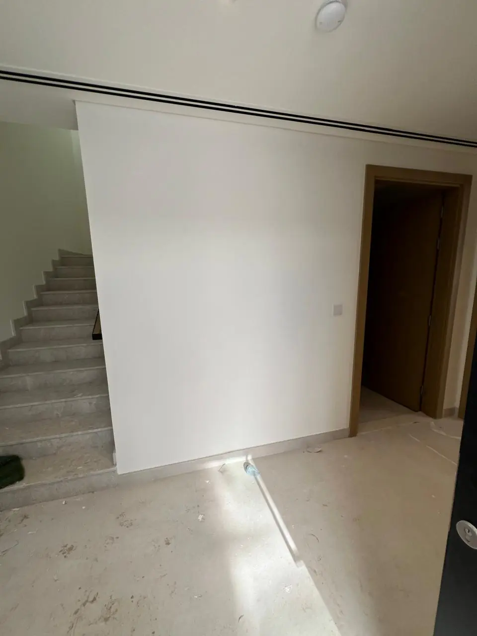 001047 (2) 001047 (2)