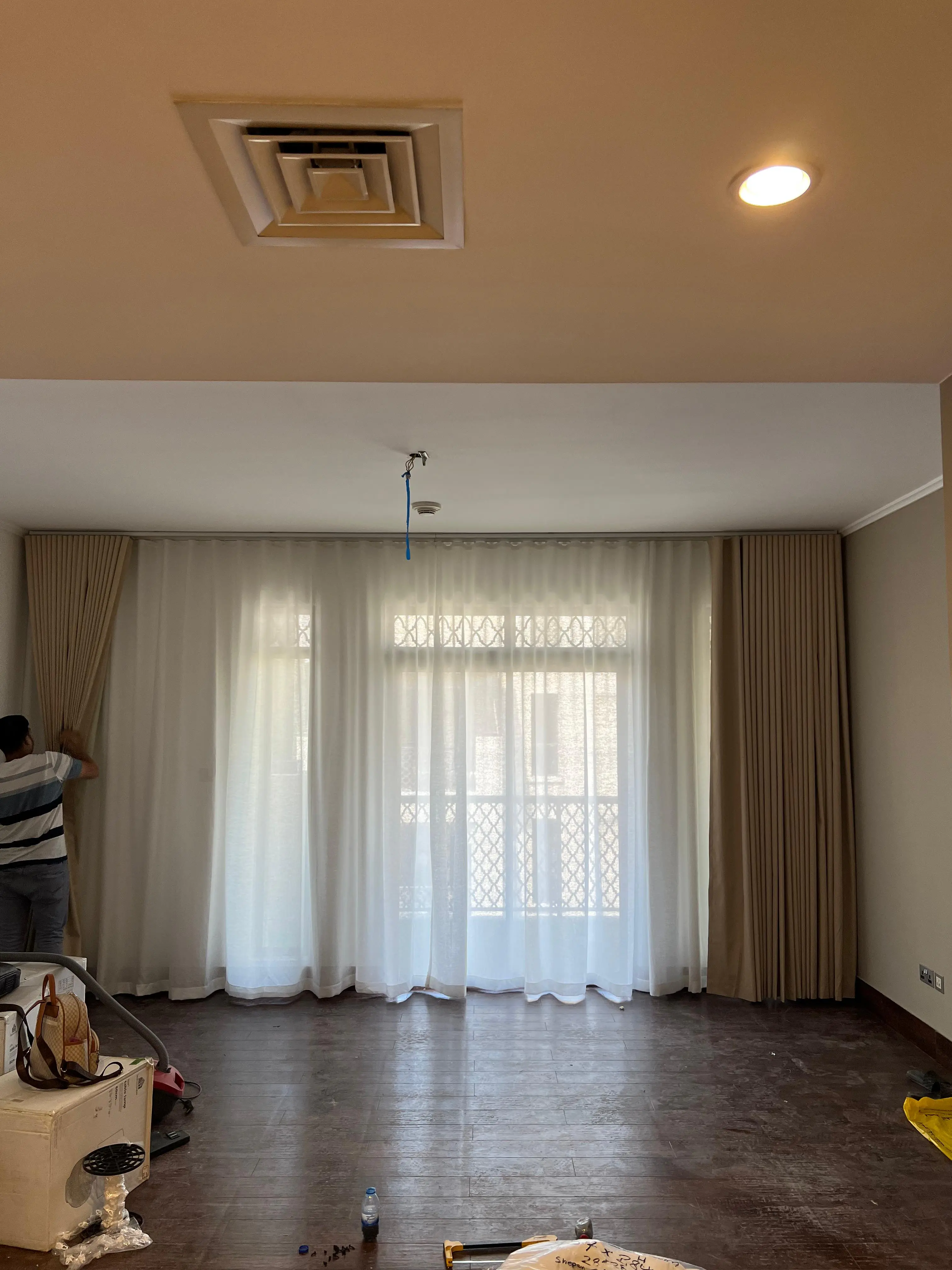 001049 1 (3) 001049 1 (3)