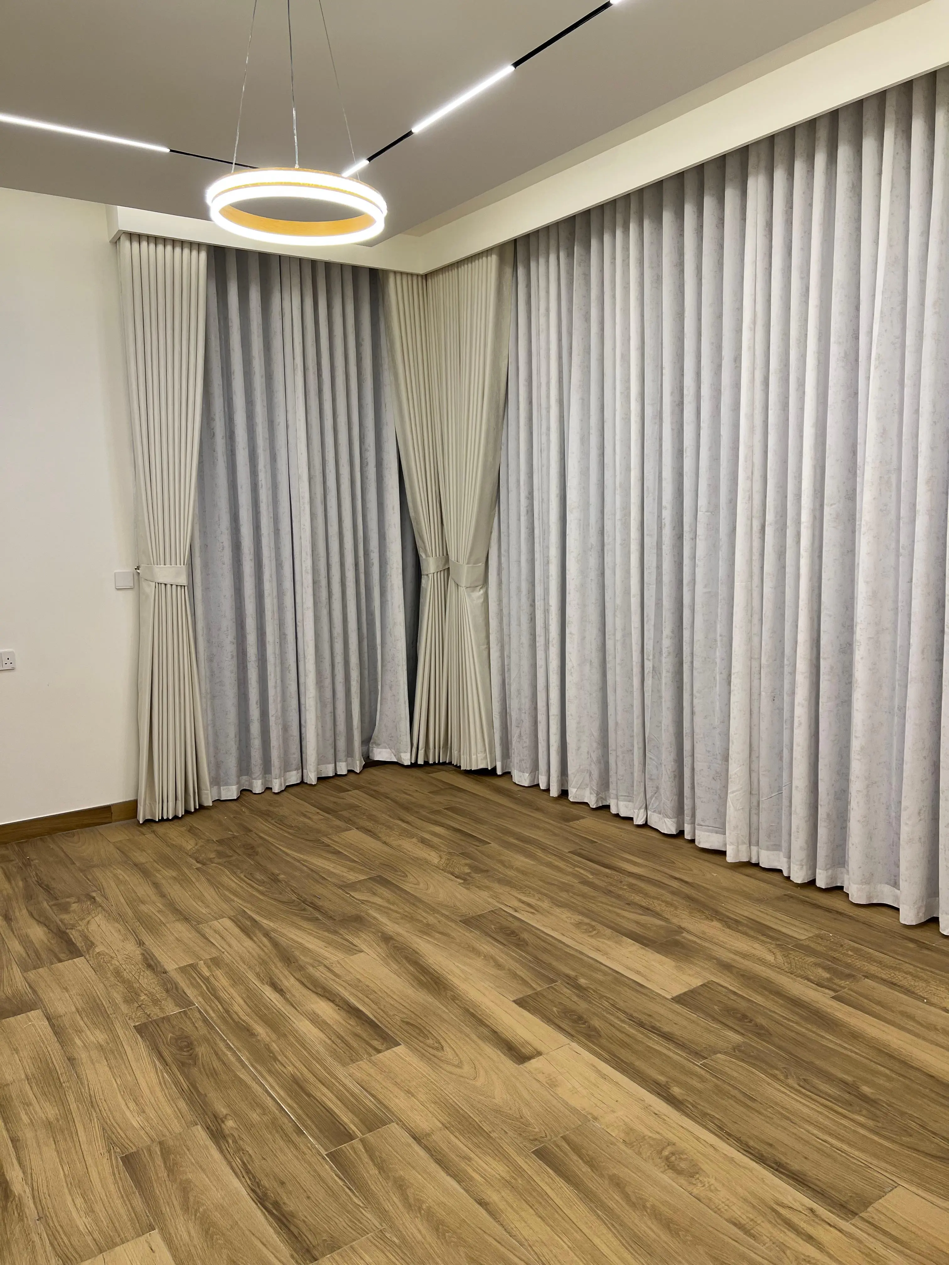 001051 2 (13) 001051 2 (13)