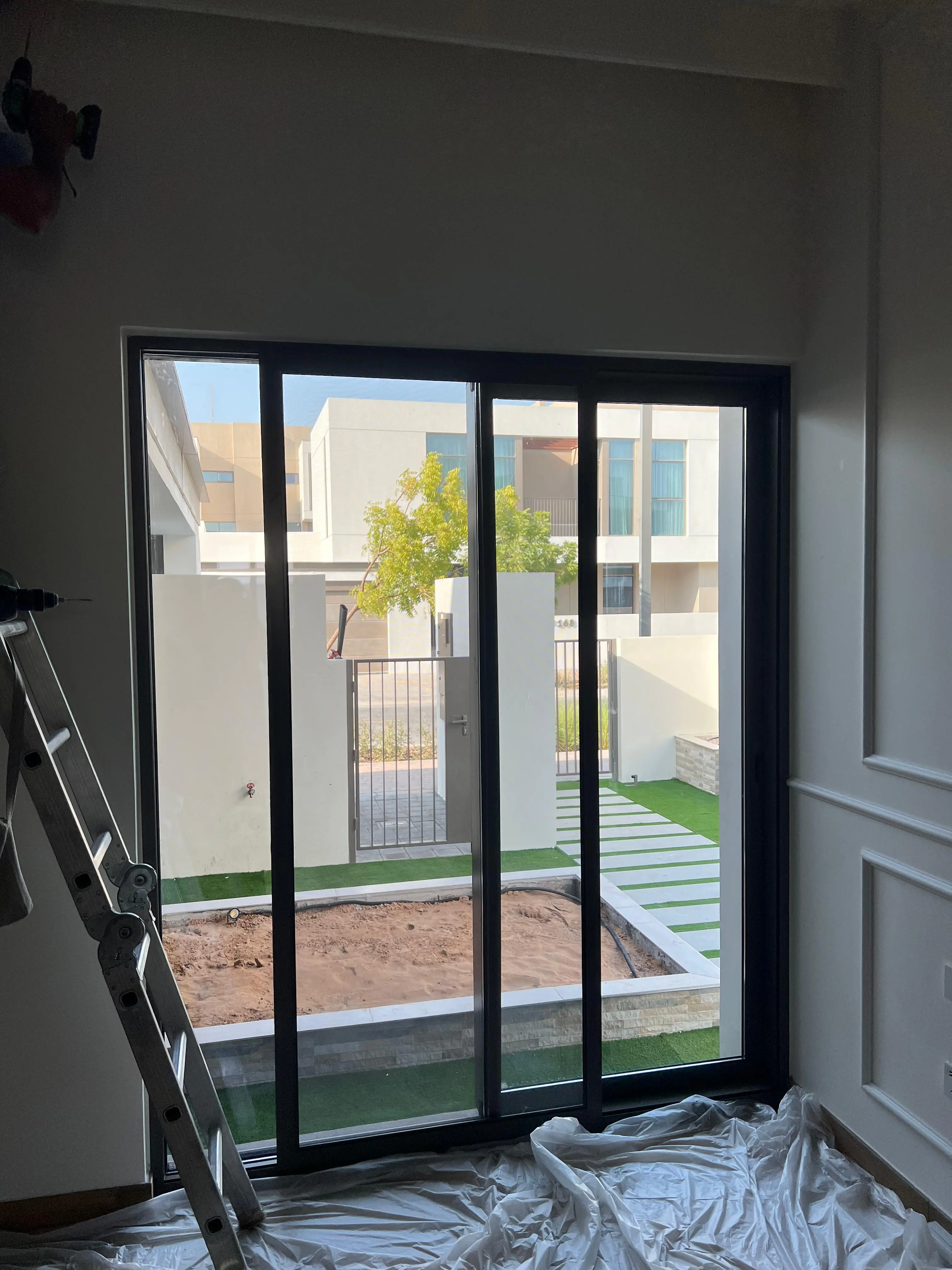 001051 (3) 001051 (3)