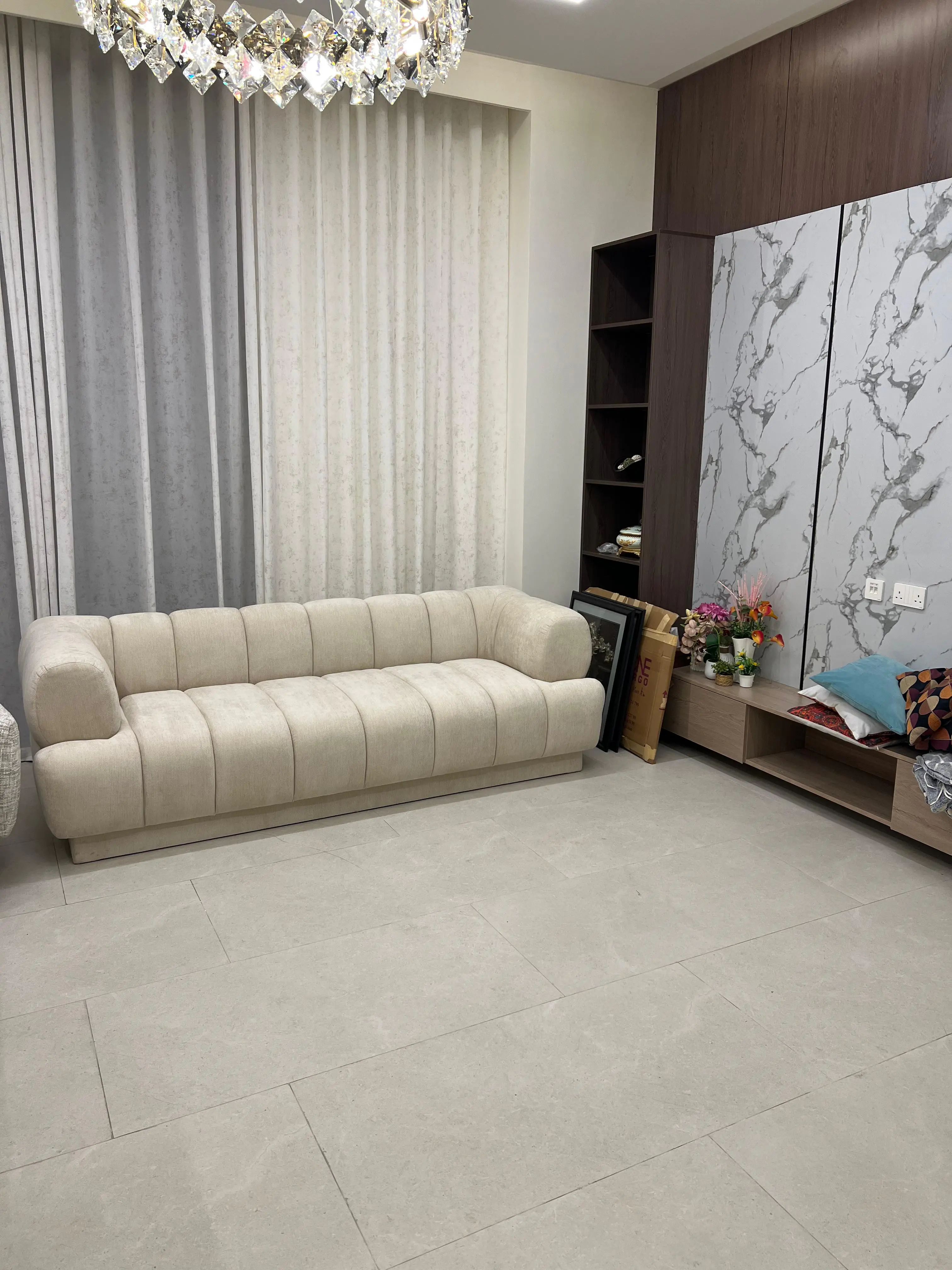 001051 U 1 (1) 001051 U 1 (1)