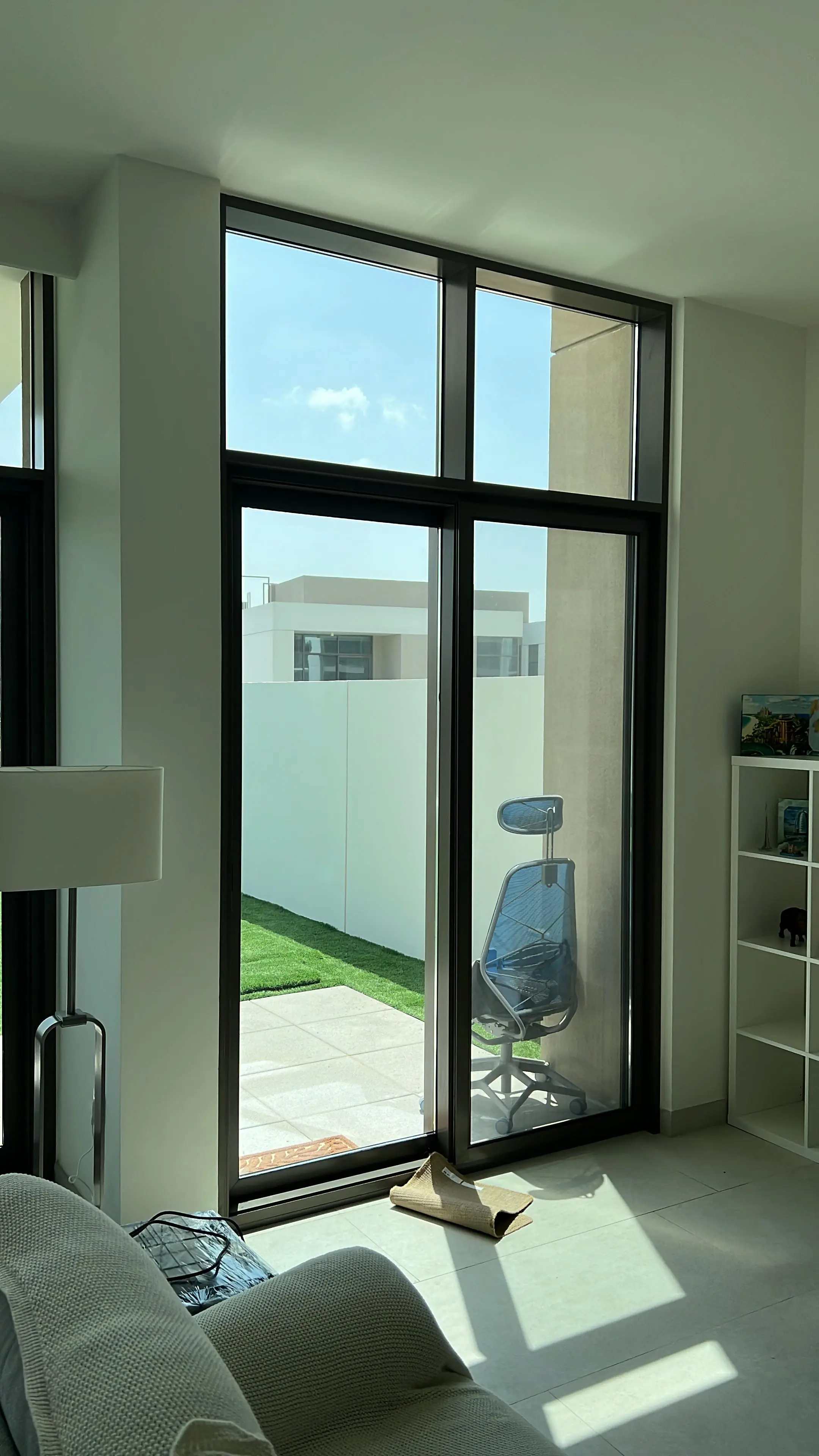 001052 (2) 001052 (2)