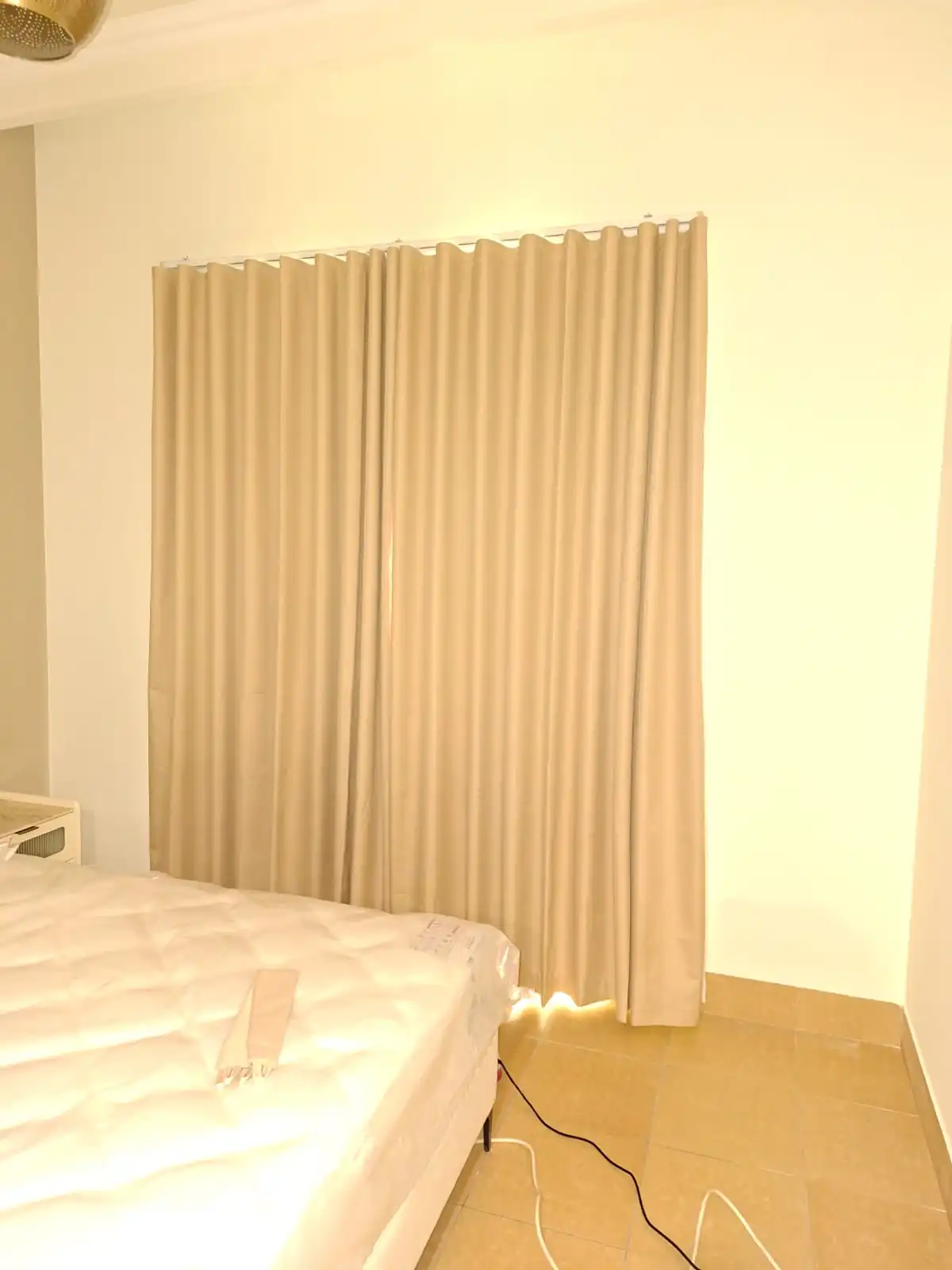 001053 (10) 001053 (10)