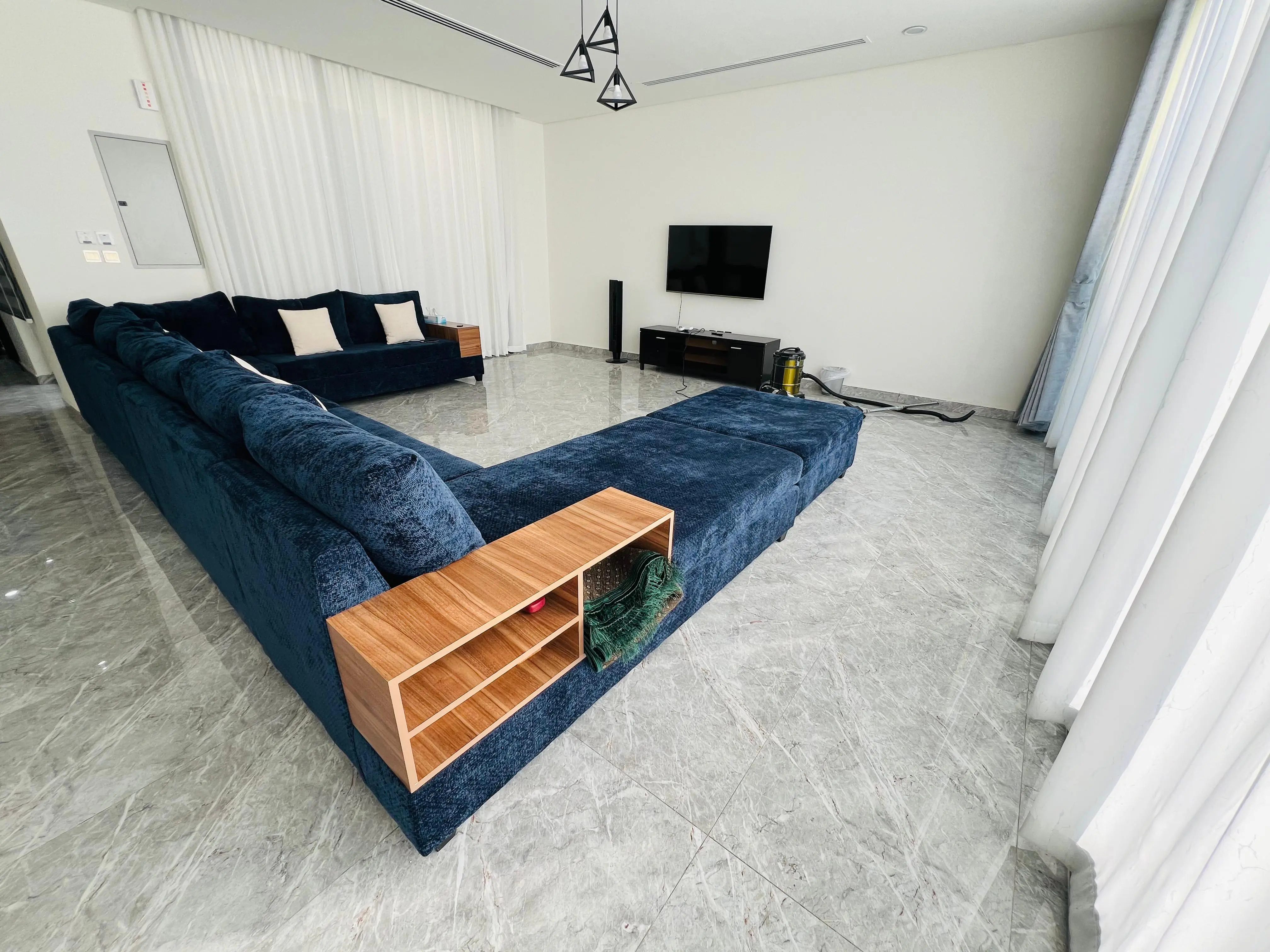 001055 4 (3) 001055 4 (3)