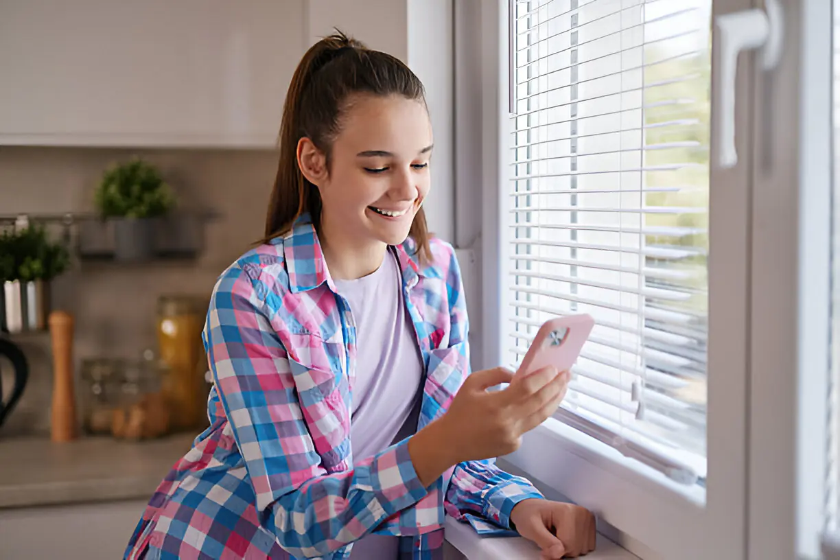 blinds and curtains (10)