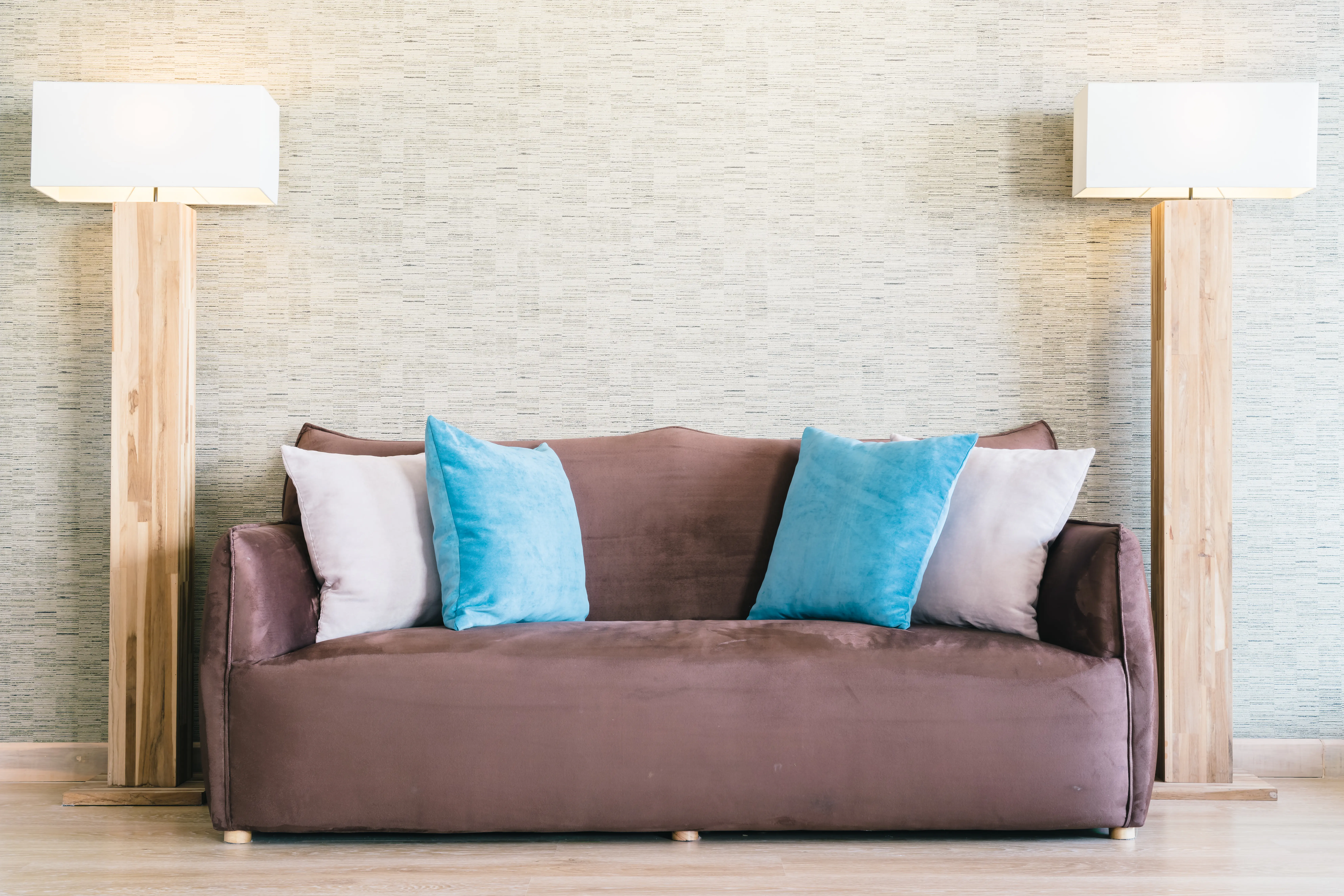 Family with weekly guests