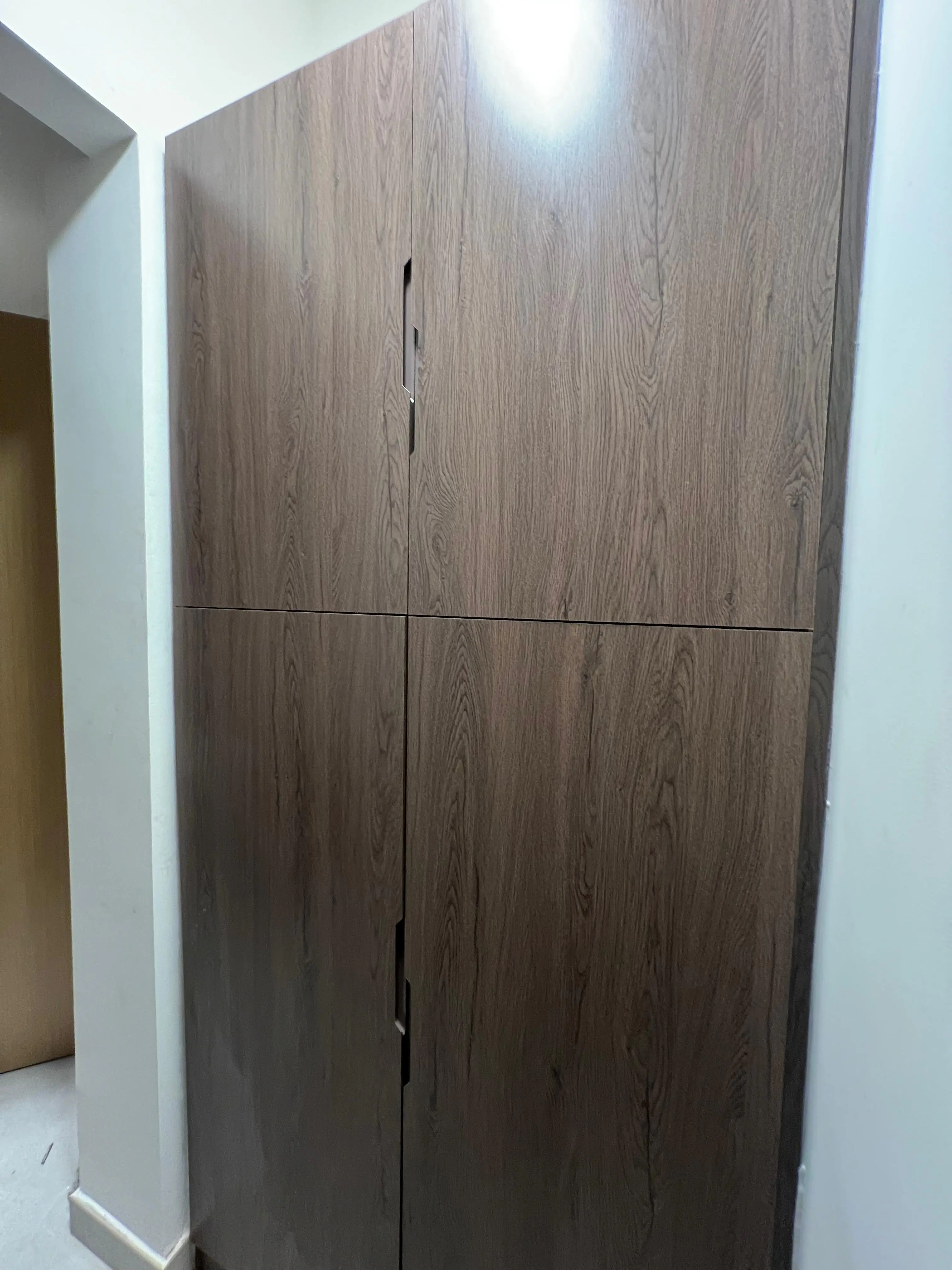 001061 (12) 001061 (12)