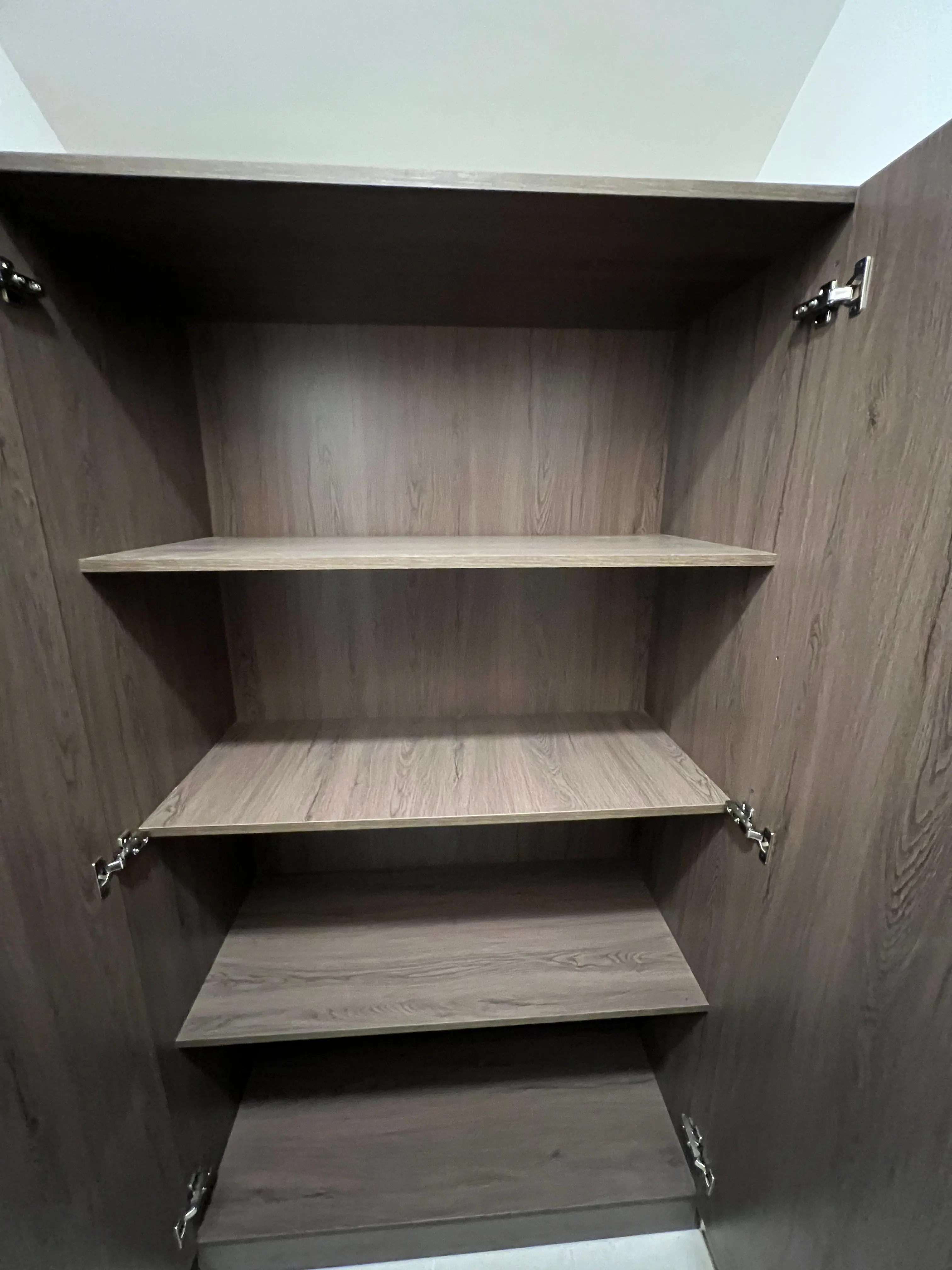 001061 (15) 001061 (15)