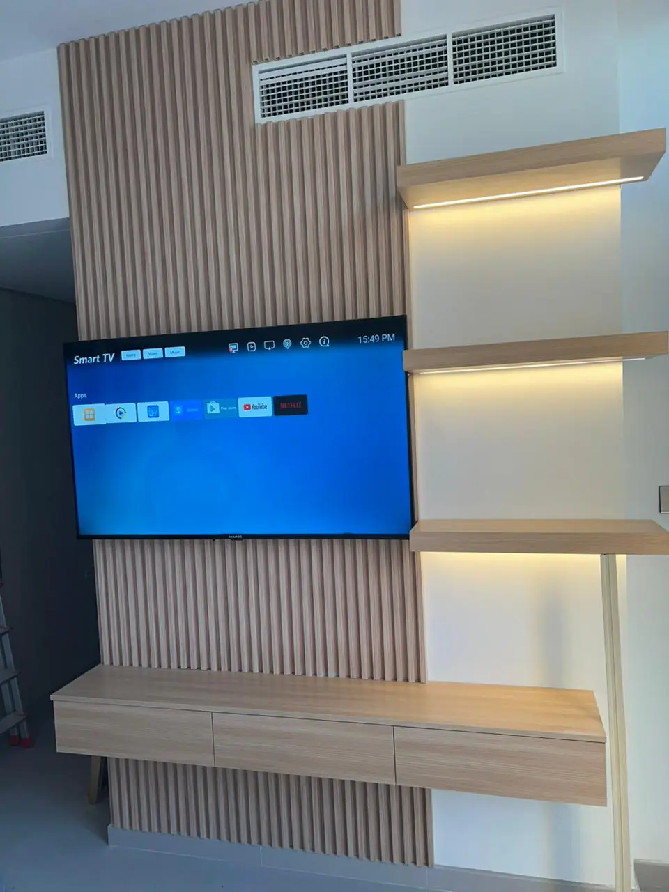 001062 (8) 001062 (8)