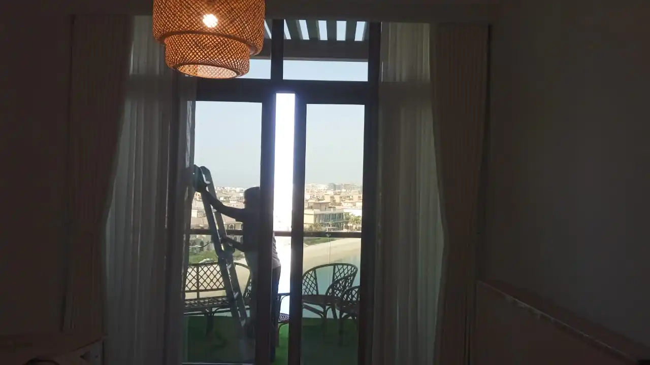 001063 (5) 001063 (5)