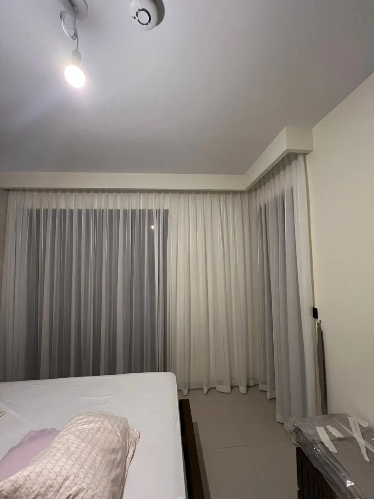 001065 (11) 001065 (11)