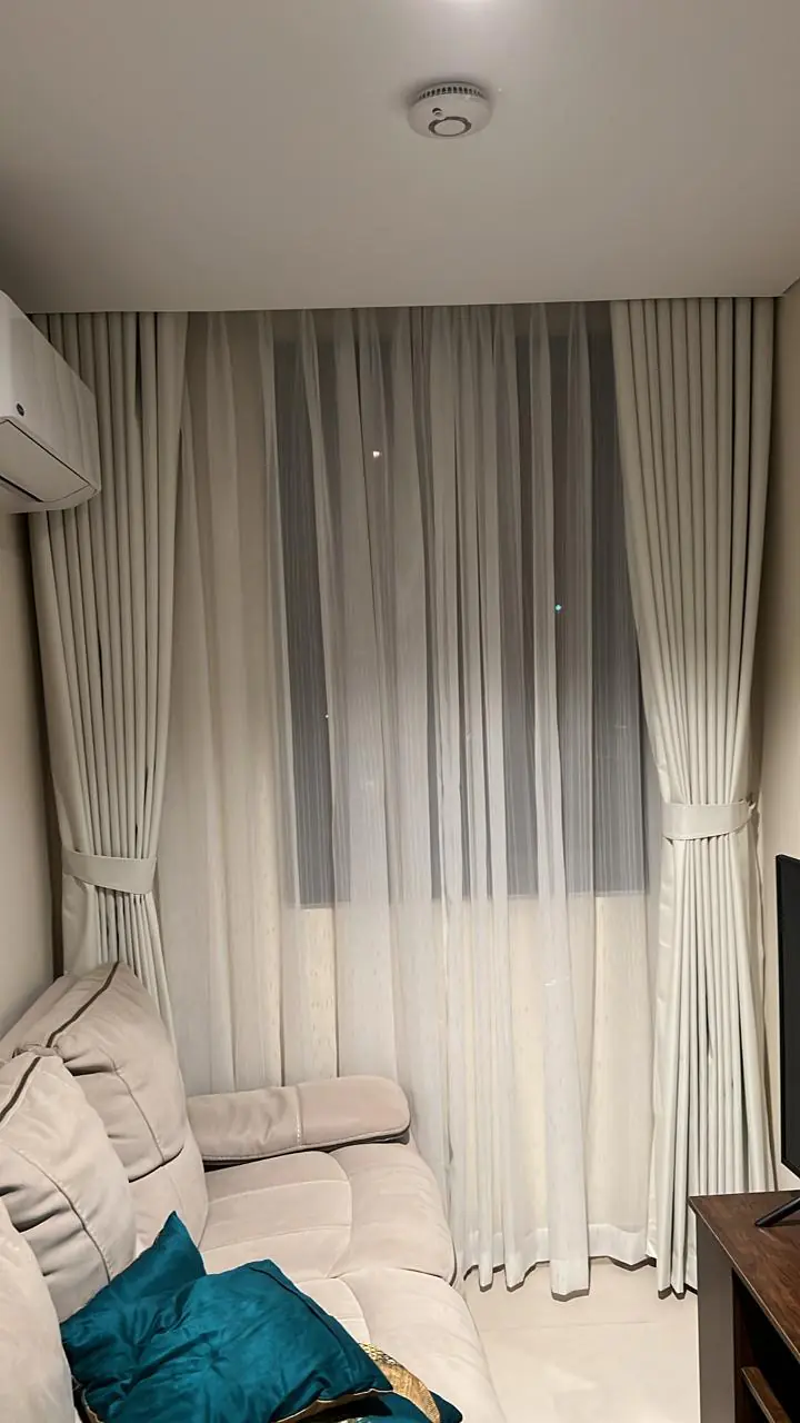 001065 (14) 001065 (14)