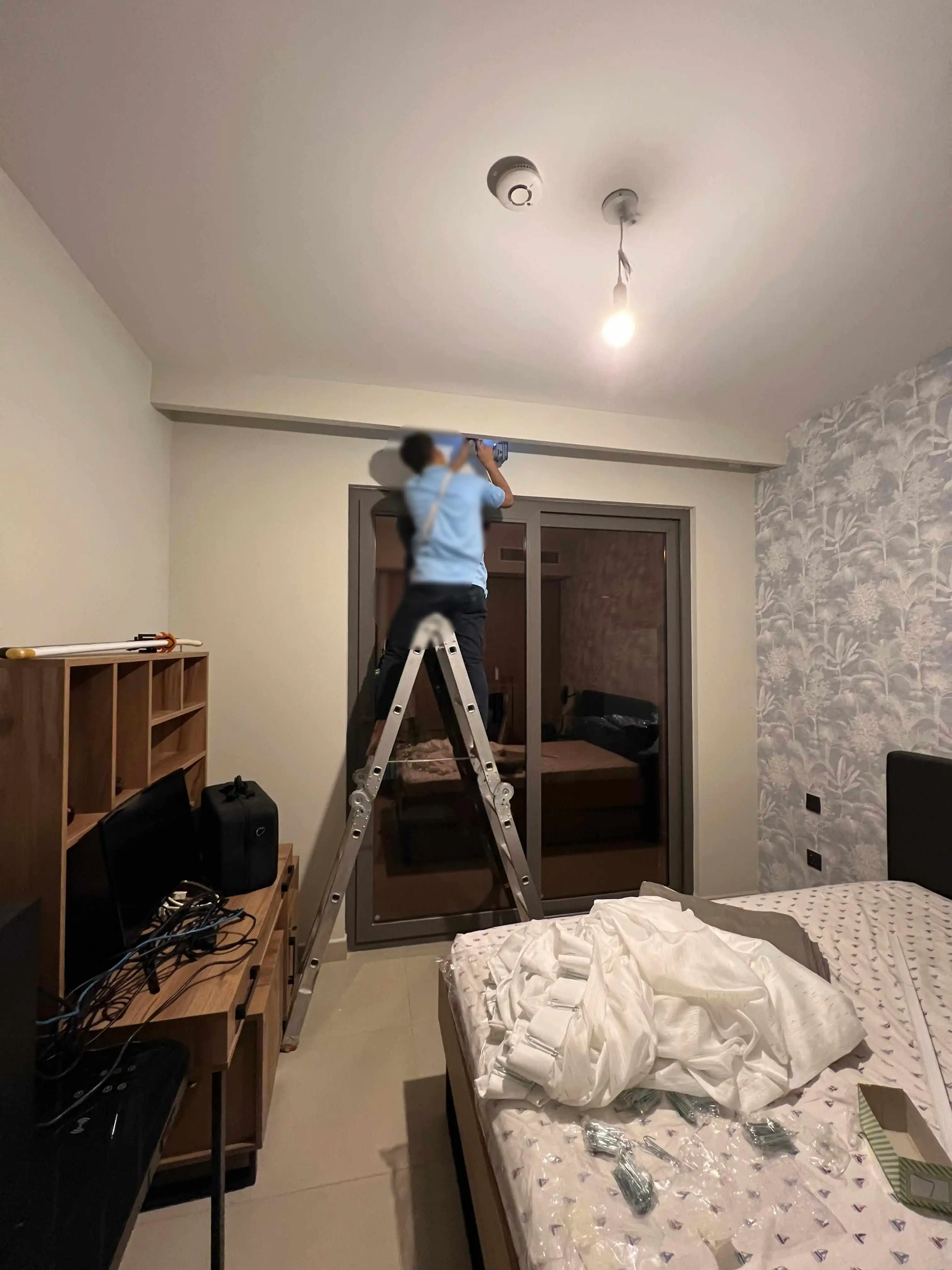 001065 (20) 1 001065 (20) 1