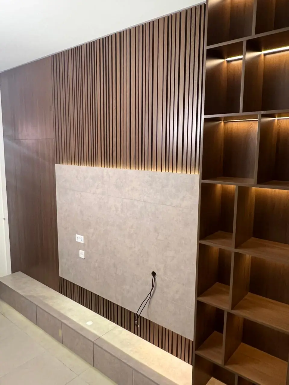 001069 33 (2) 001069 33 (2)