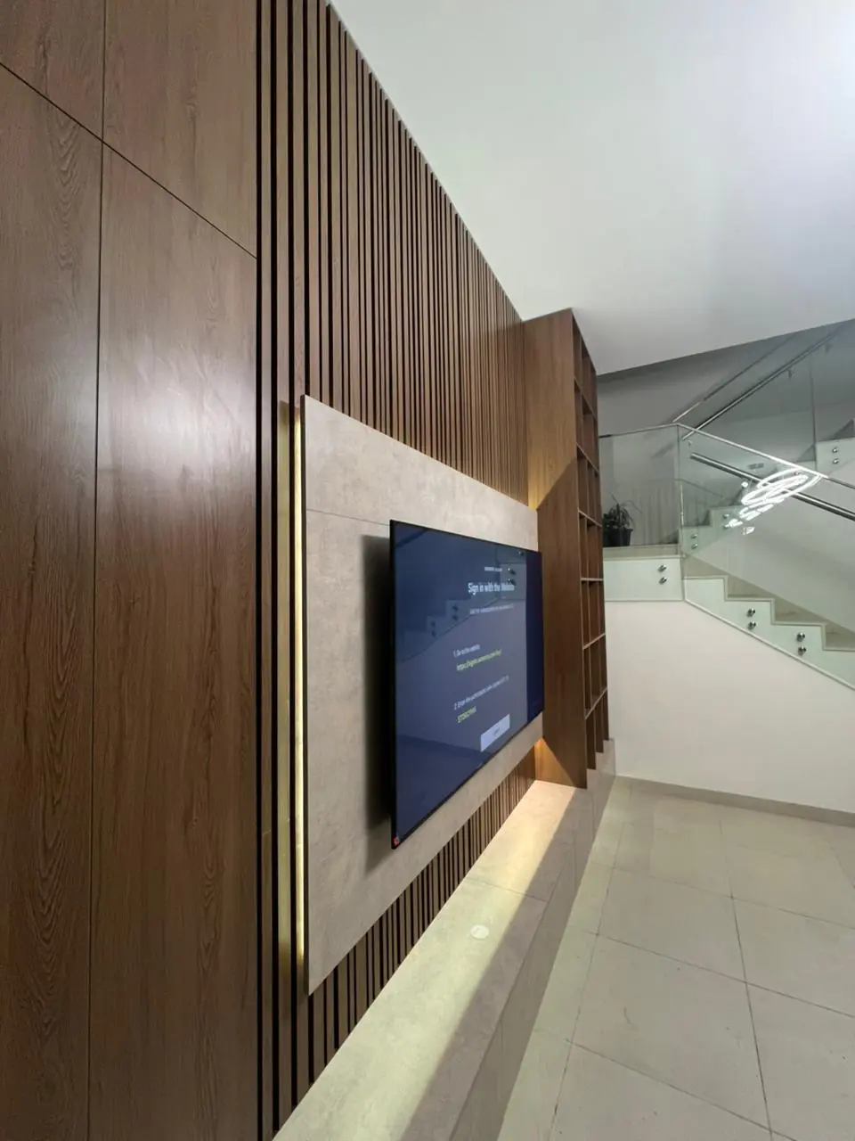 001069 44 (3) 001069 44 (3)