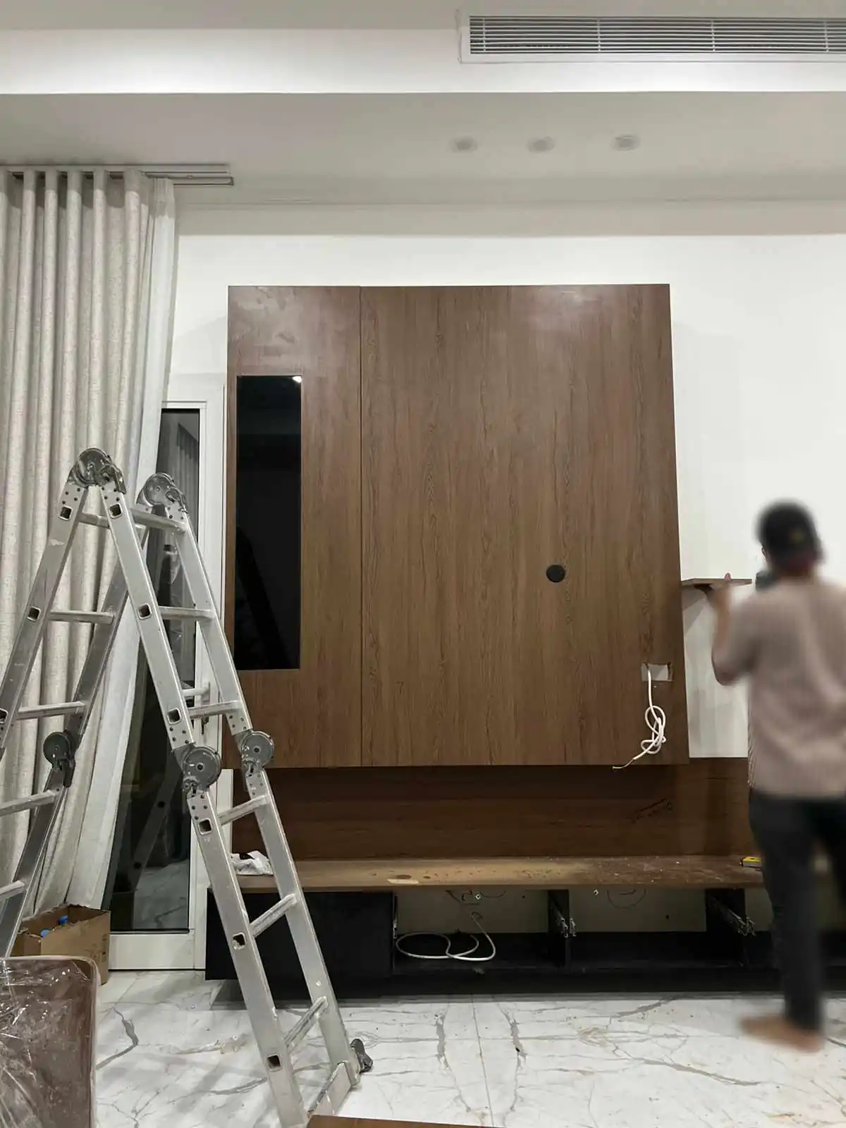 001070 11 (2) 001070 11 (2)