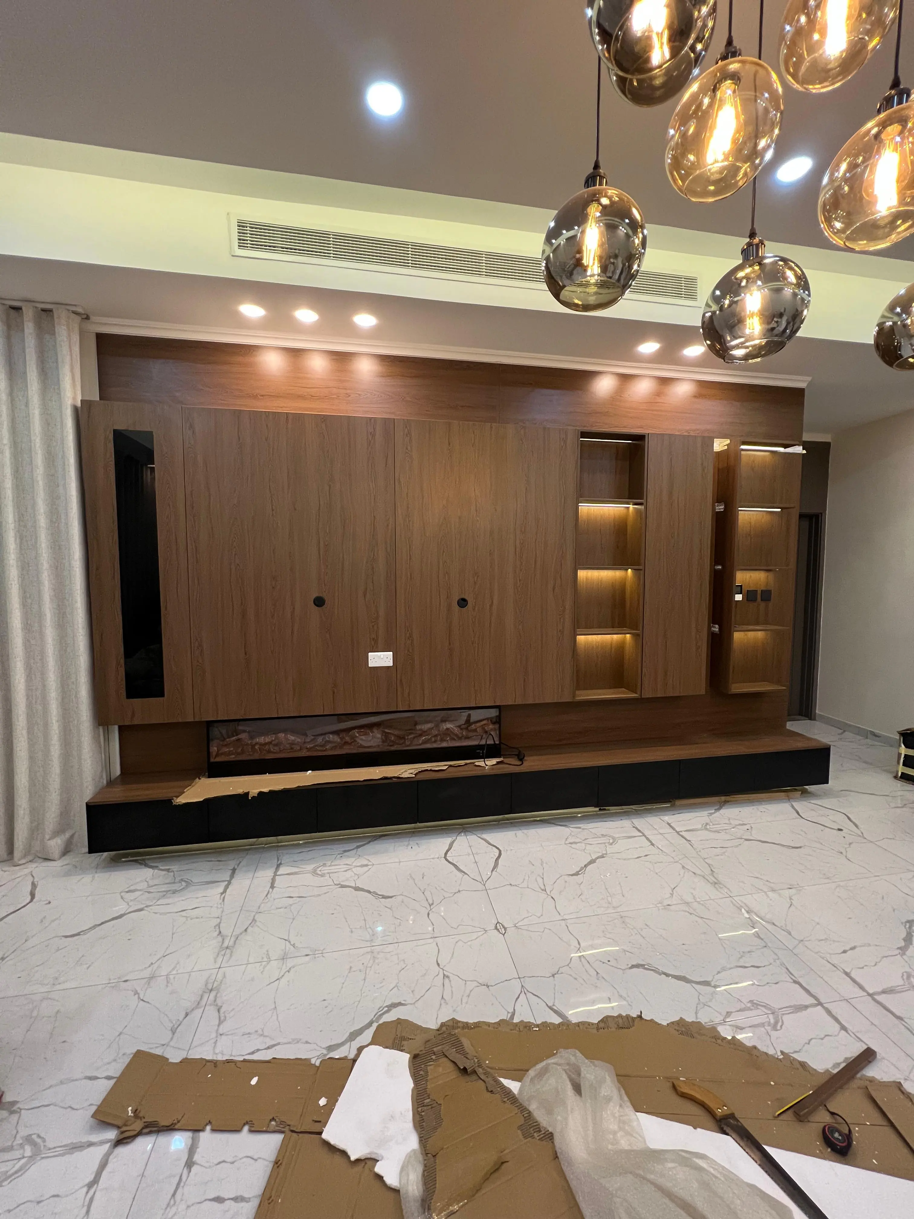 001070 (6) 001070 (6)