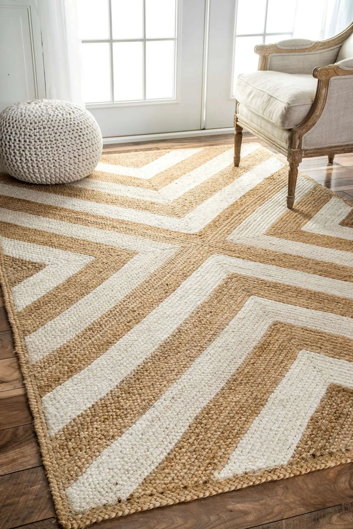 The Timeless Appeal of the Jute Rug
