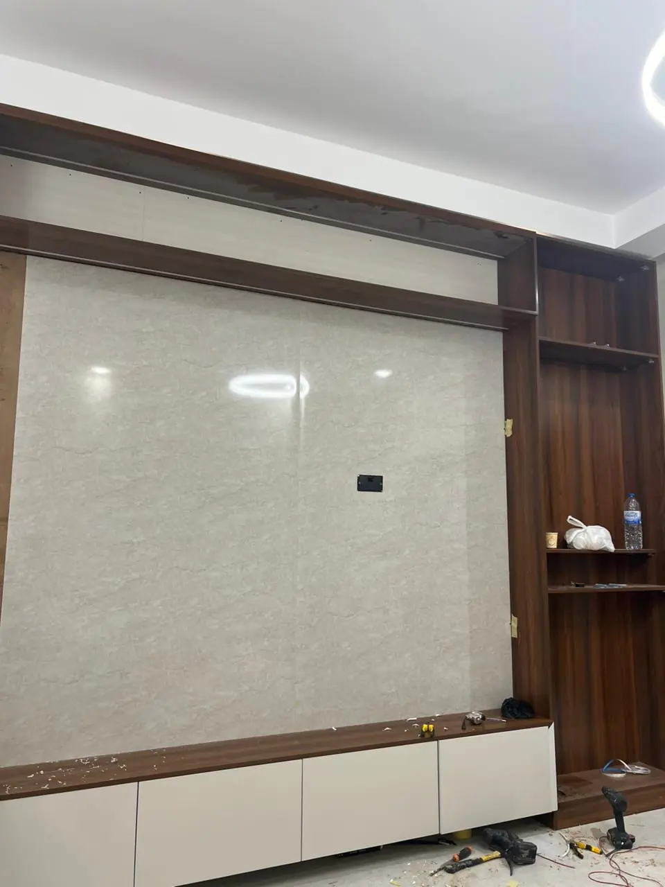 001071 (6) 001071 (6)