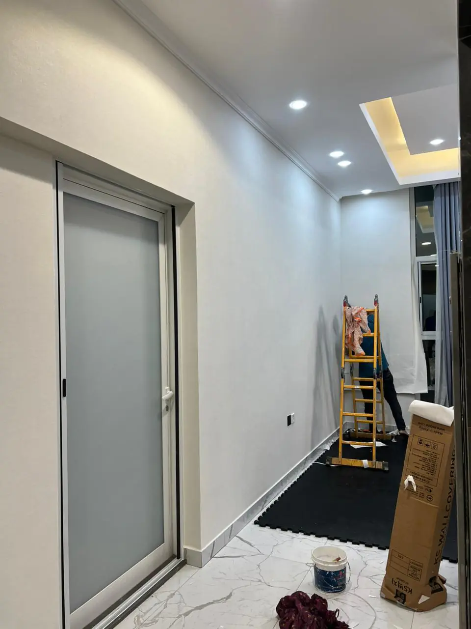 001074 (17) 001074 (17)