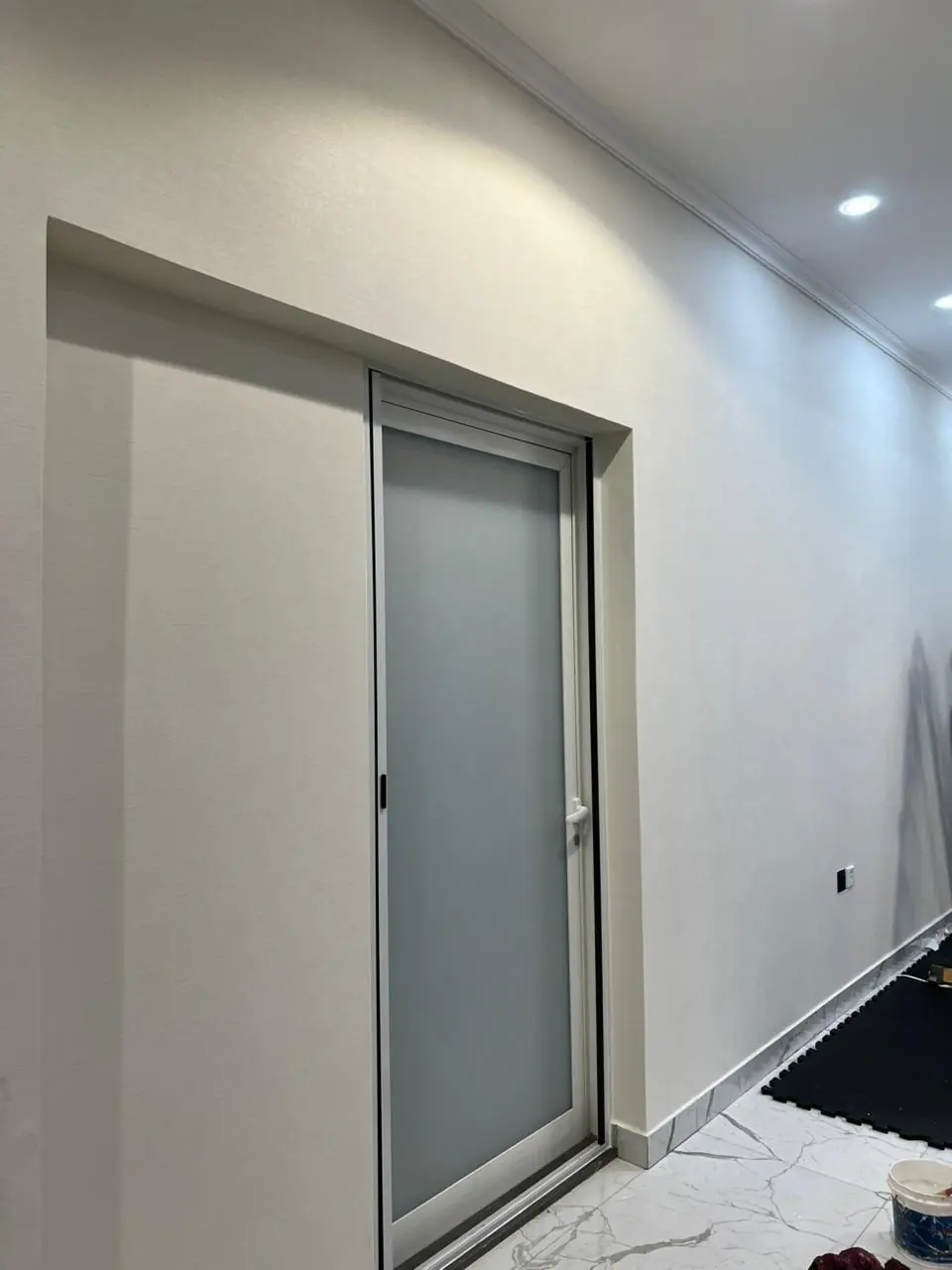 001074 (19) 001074 (19)