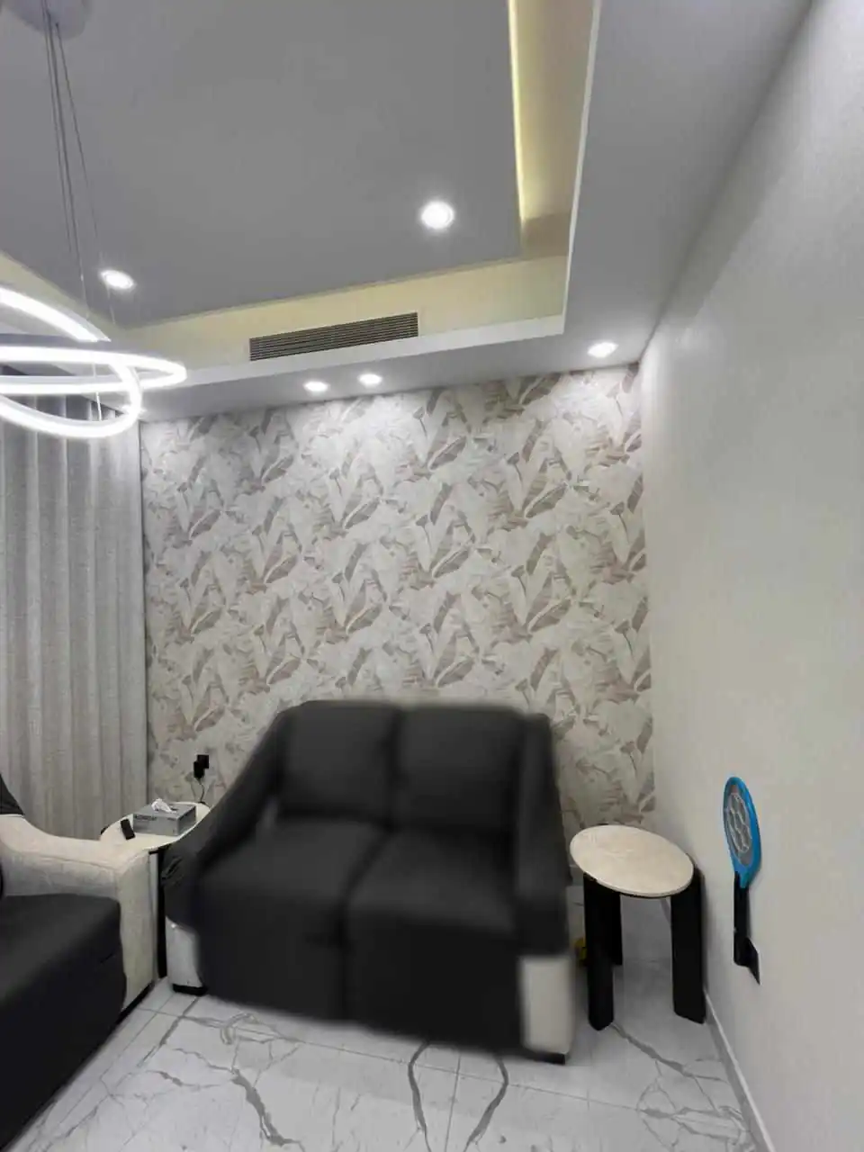 001074 (20) 001074 (20)