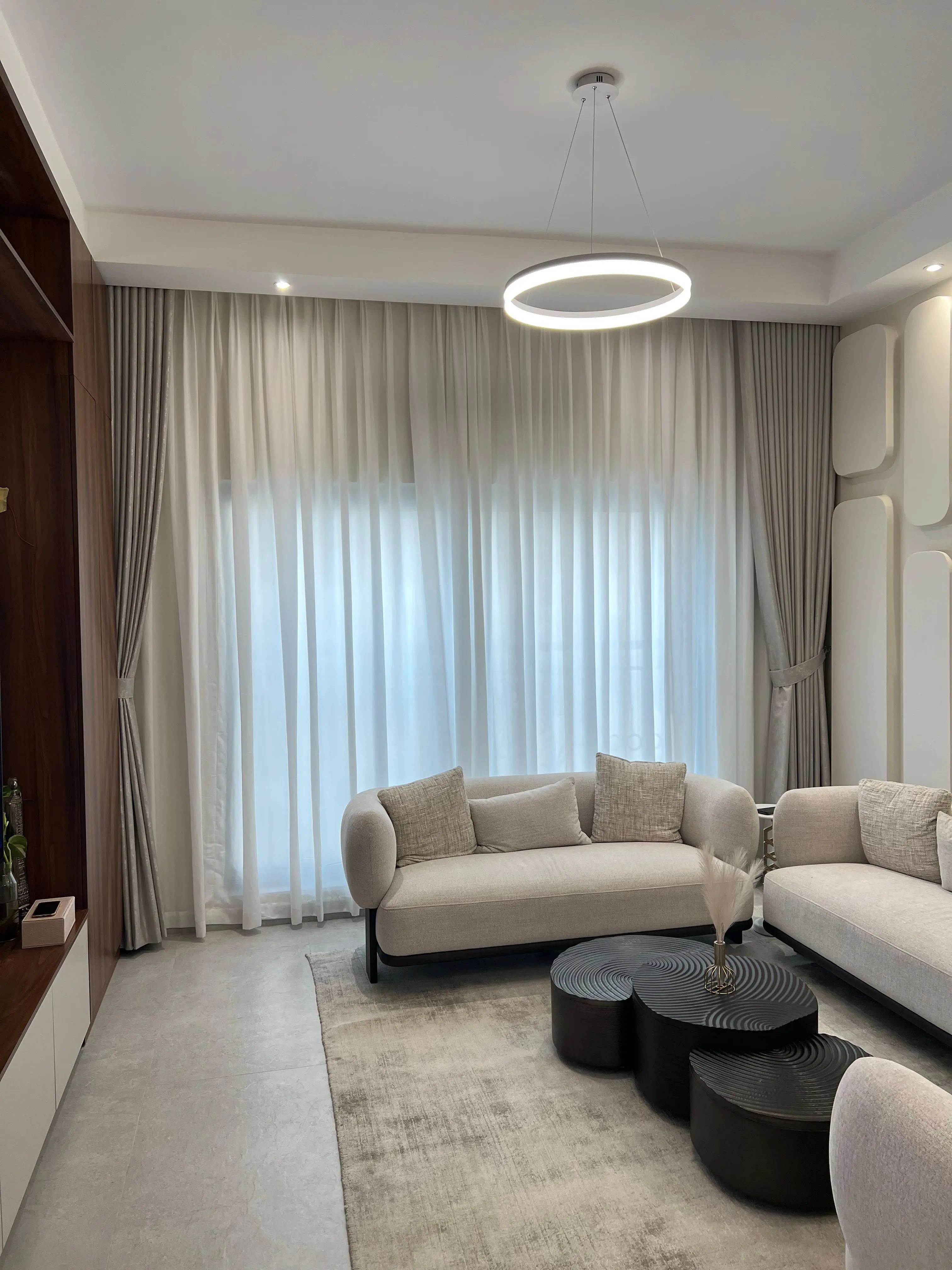 001079 (15) 001079 (15)