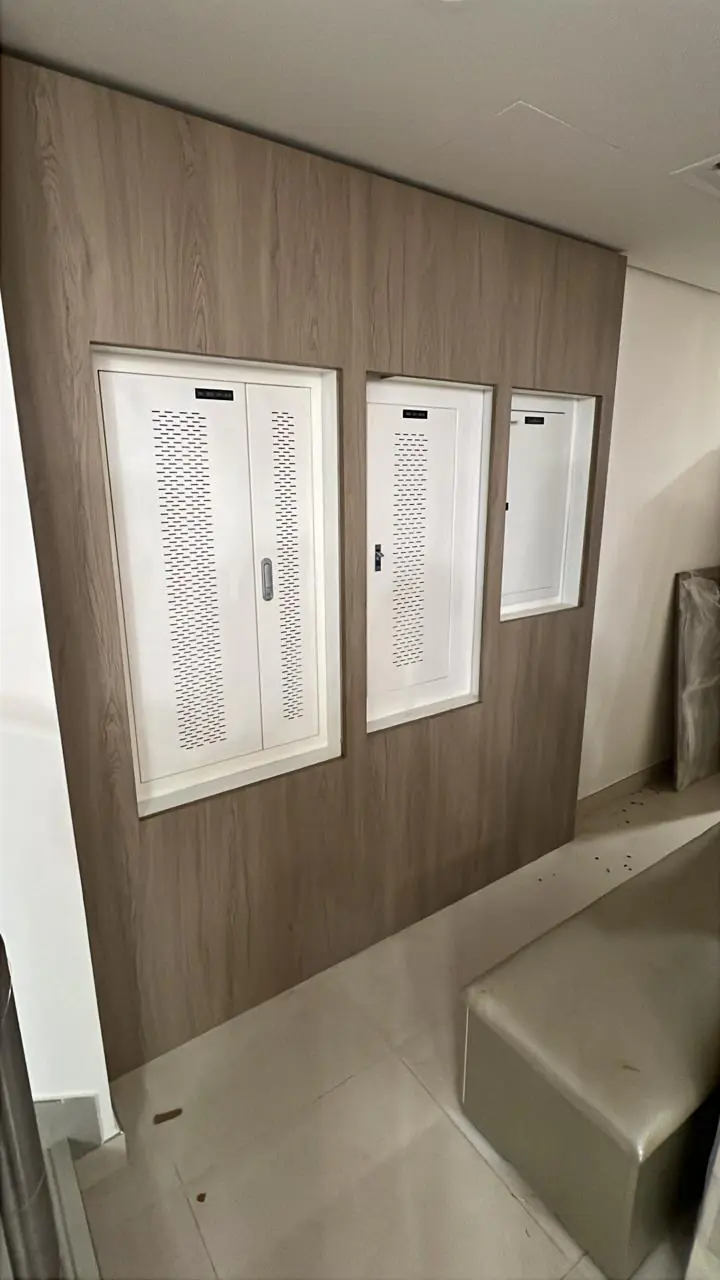 001080 (5) 001080 (5)