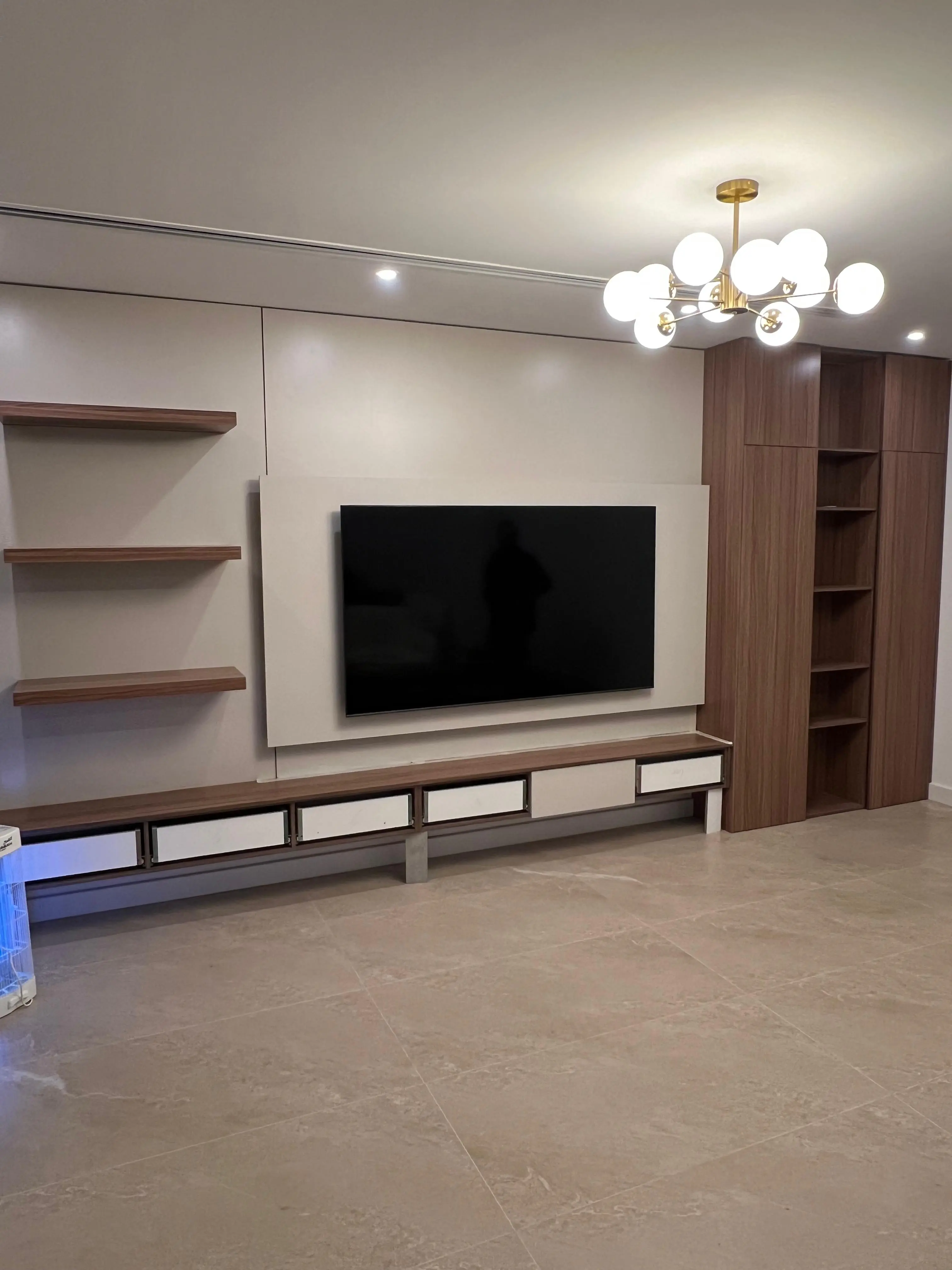 001082 2 (5) 001082 2 (5)