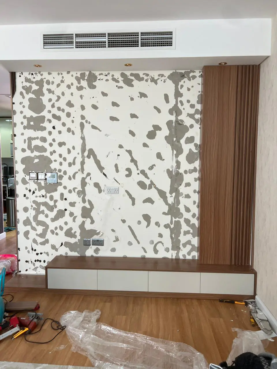 001084 1 (6) 001084 1 (6)