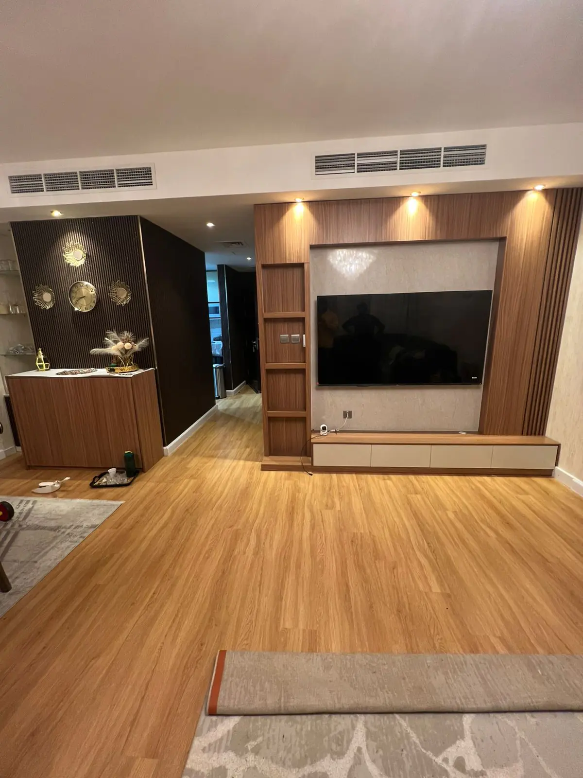 001084 2 (4) 001084 2 (4)