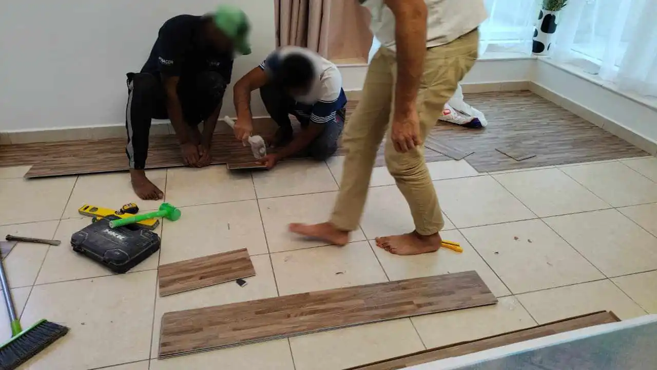 001086 (8) 001086 (8)