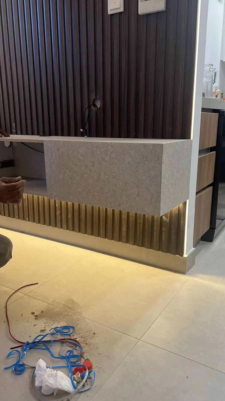 001088 2 (5) 001088 2 (5)