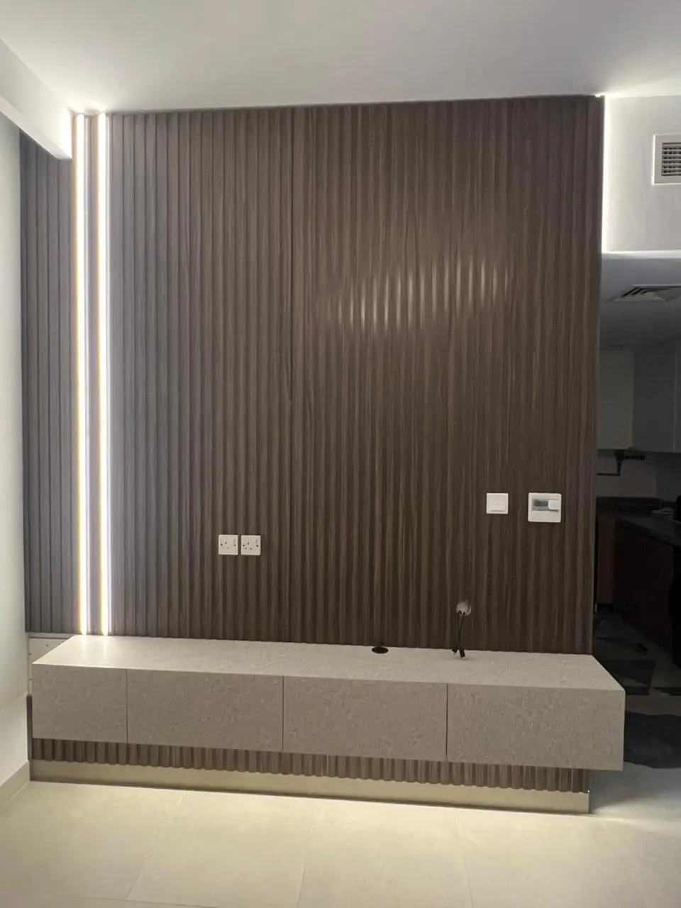 001088 2 (8) 001088 2 (8)