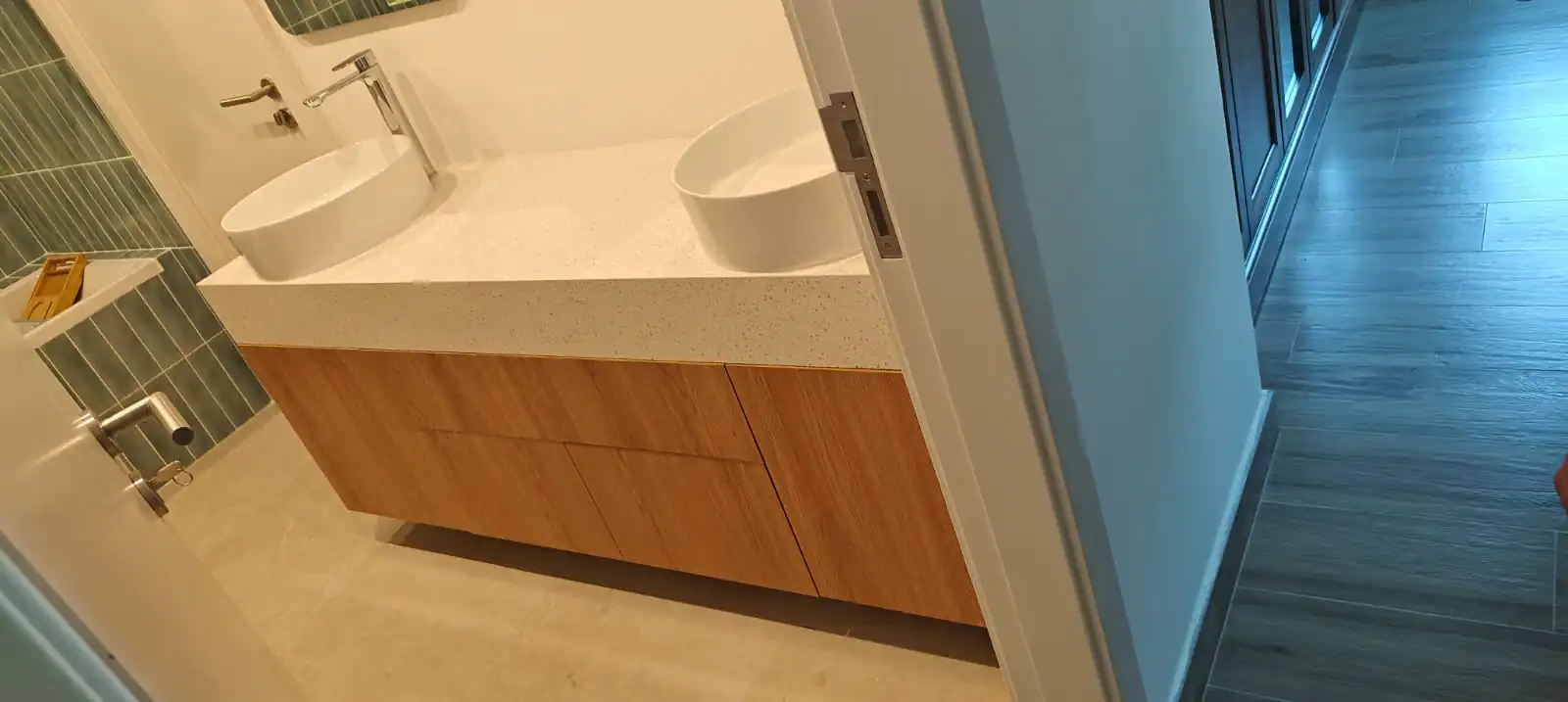 001089 1 (4) 001089 1 (4)