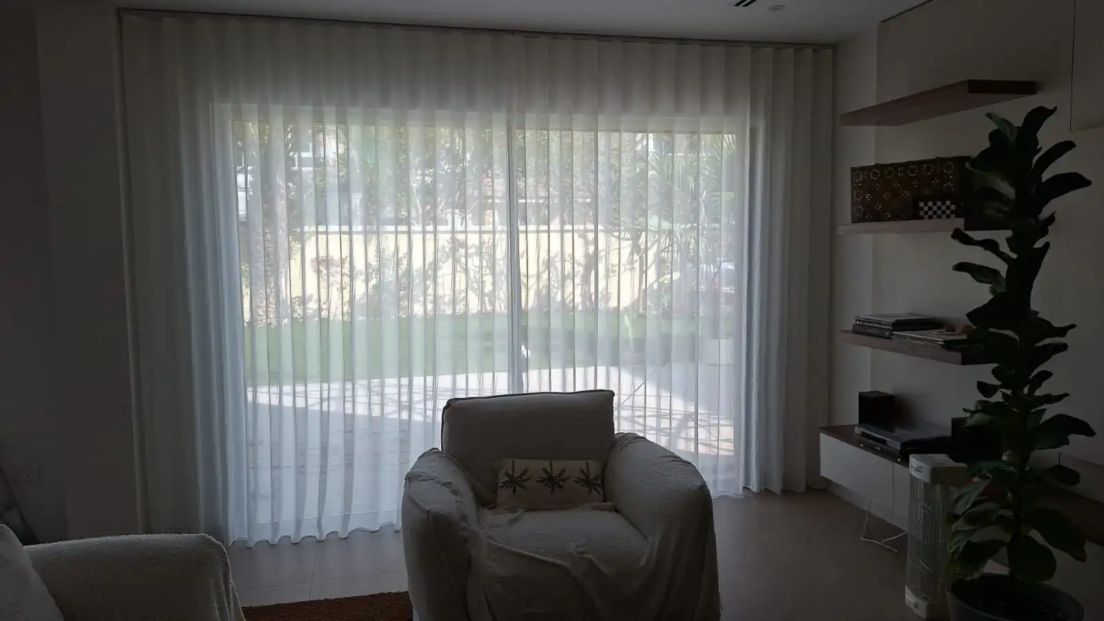 001089 (1) 001089 (1)