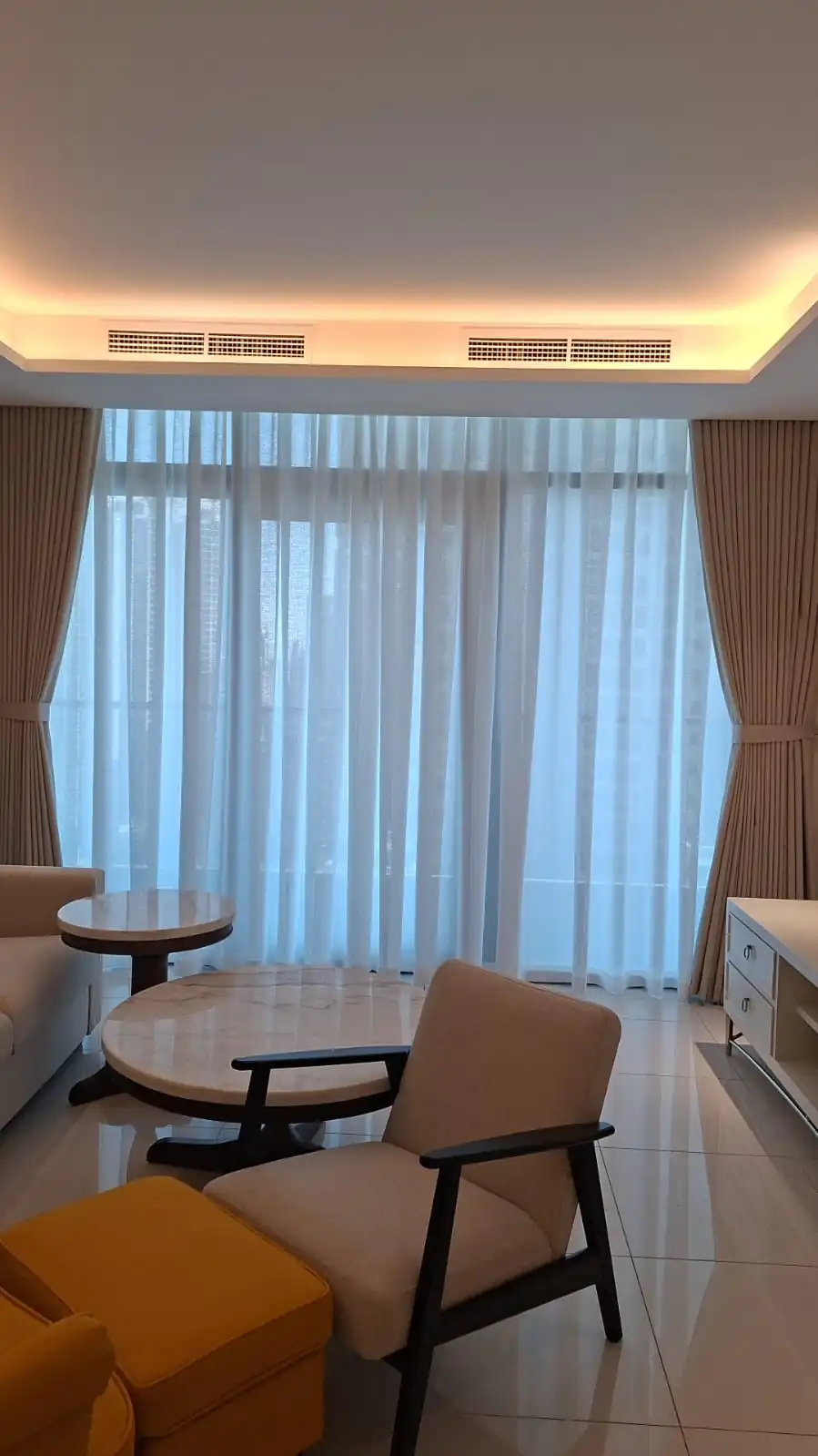 001091 (11) 001091 (11)