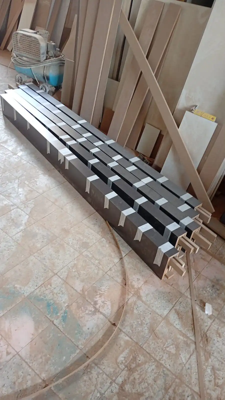 001095 (6) 001095 (6)