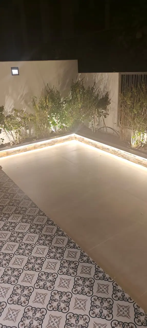 001096 (3) 001096 (3)