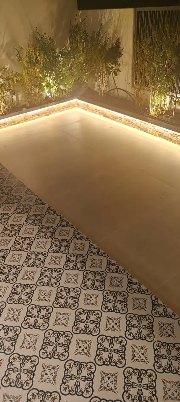 001096 (4) 001096 (4)