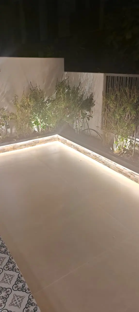 001096 (9) 001096 (9)